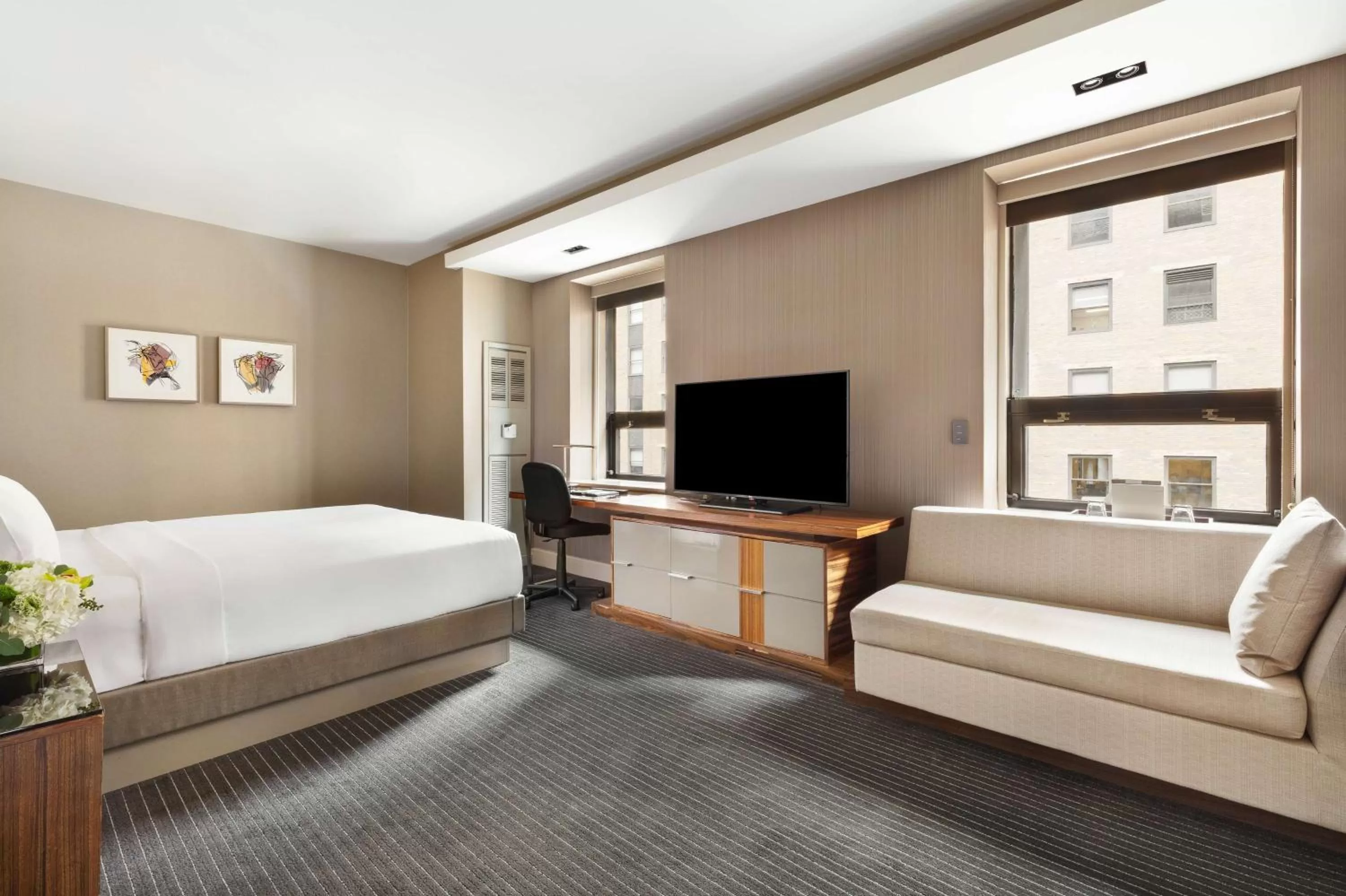 Bedroom, Bed in Hyatt Grand Central New York