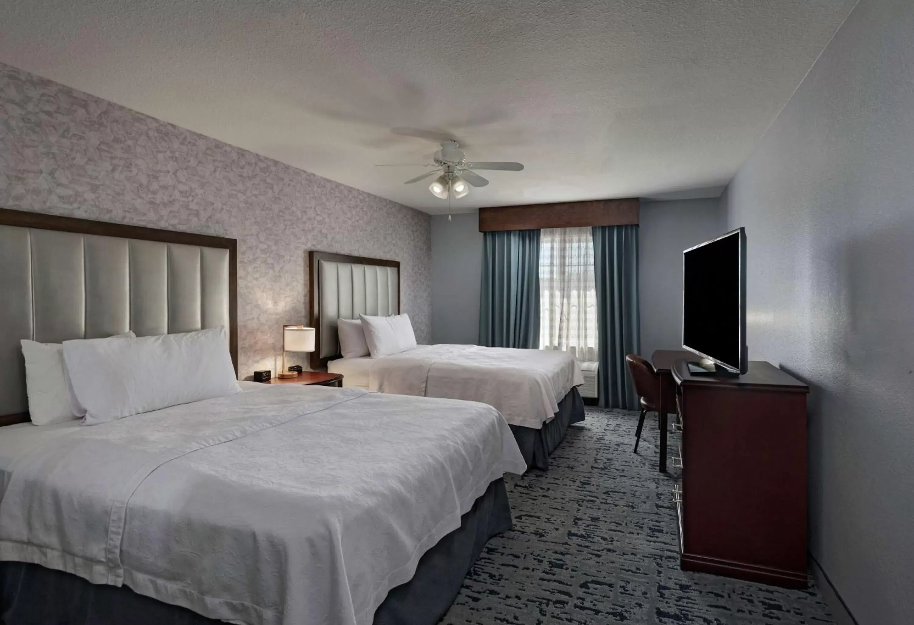 Bedroom in Homewood Suites by Hilton Fort Collins