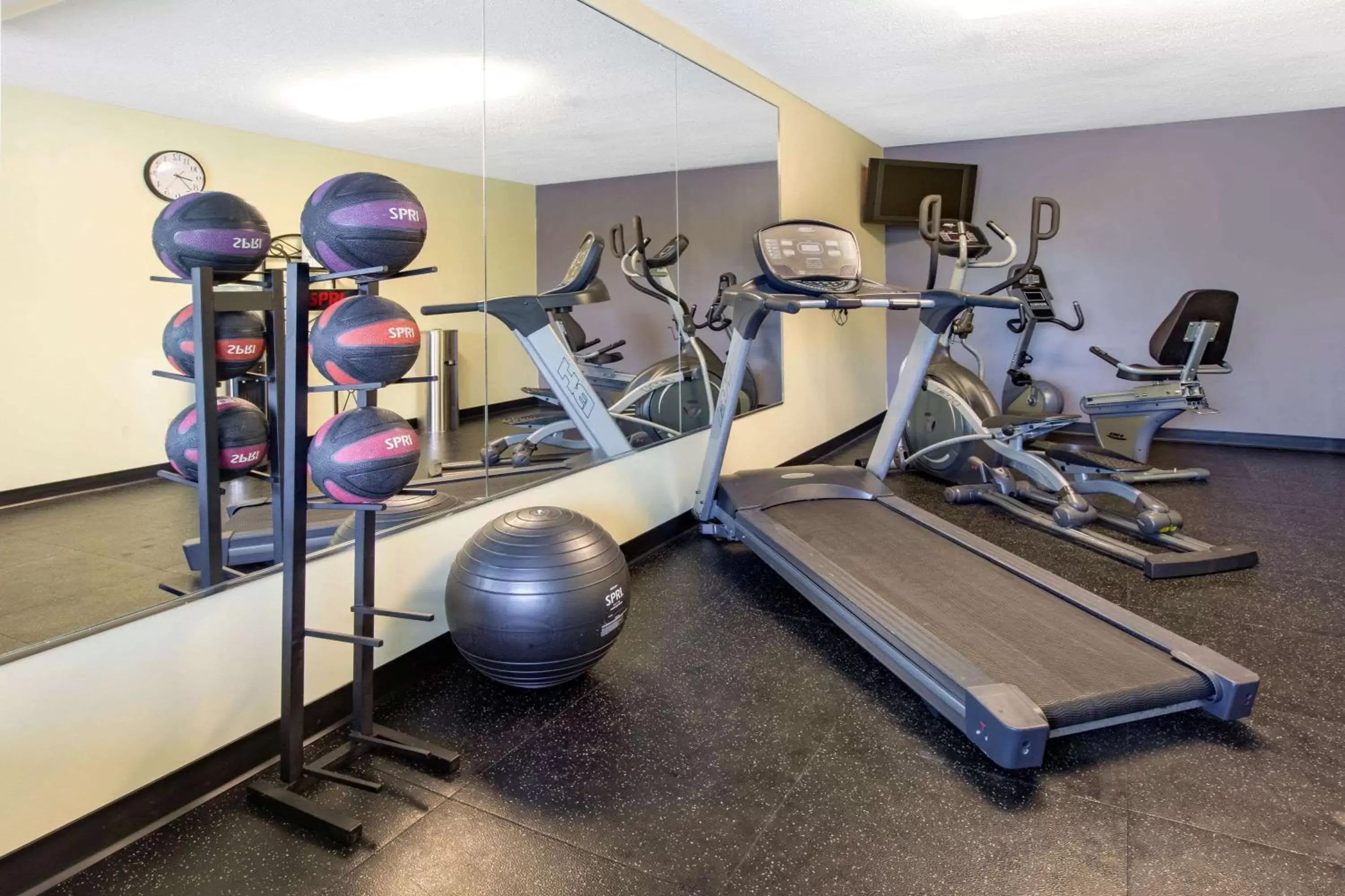 Fitness centre/facilities, Fitness Center/Facilities in Days Inn by Wyndham Grantville
