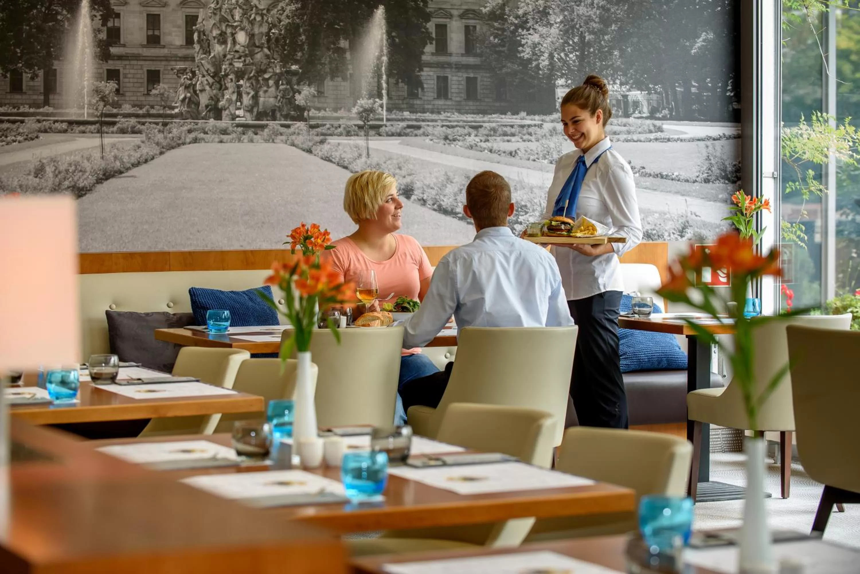 Restaurant/places to eat in Novotel Erlangen