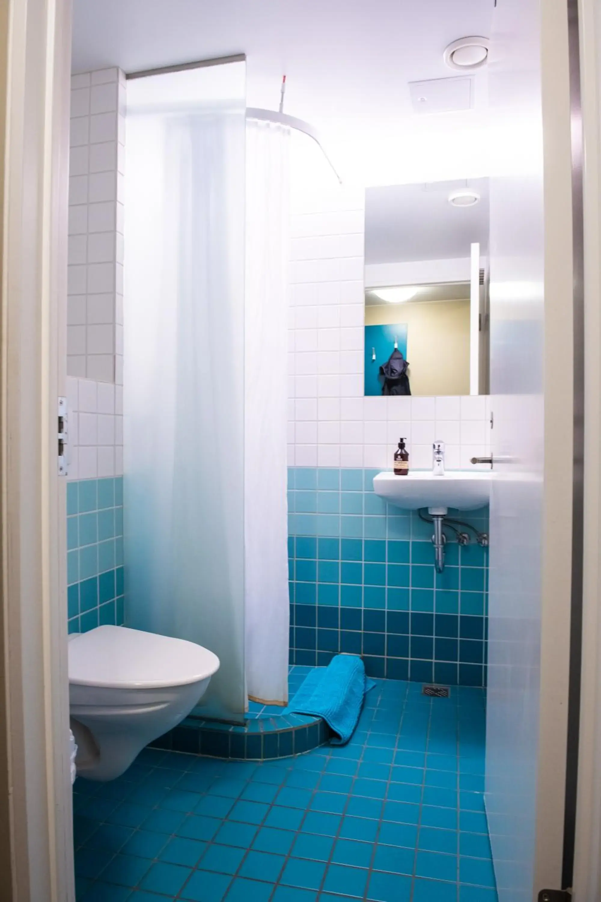 Shower, Bathroom in Loft - HI Hostel