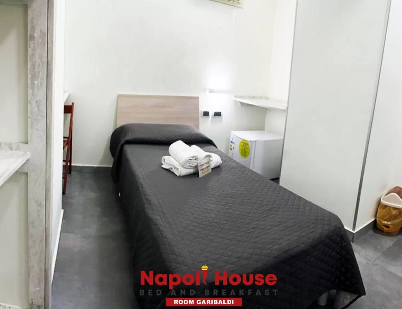 Photo of the whole room, Bed in Napoli House Dream