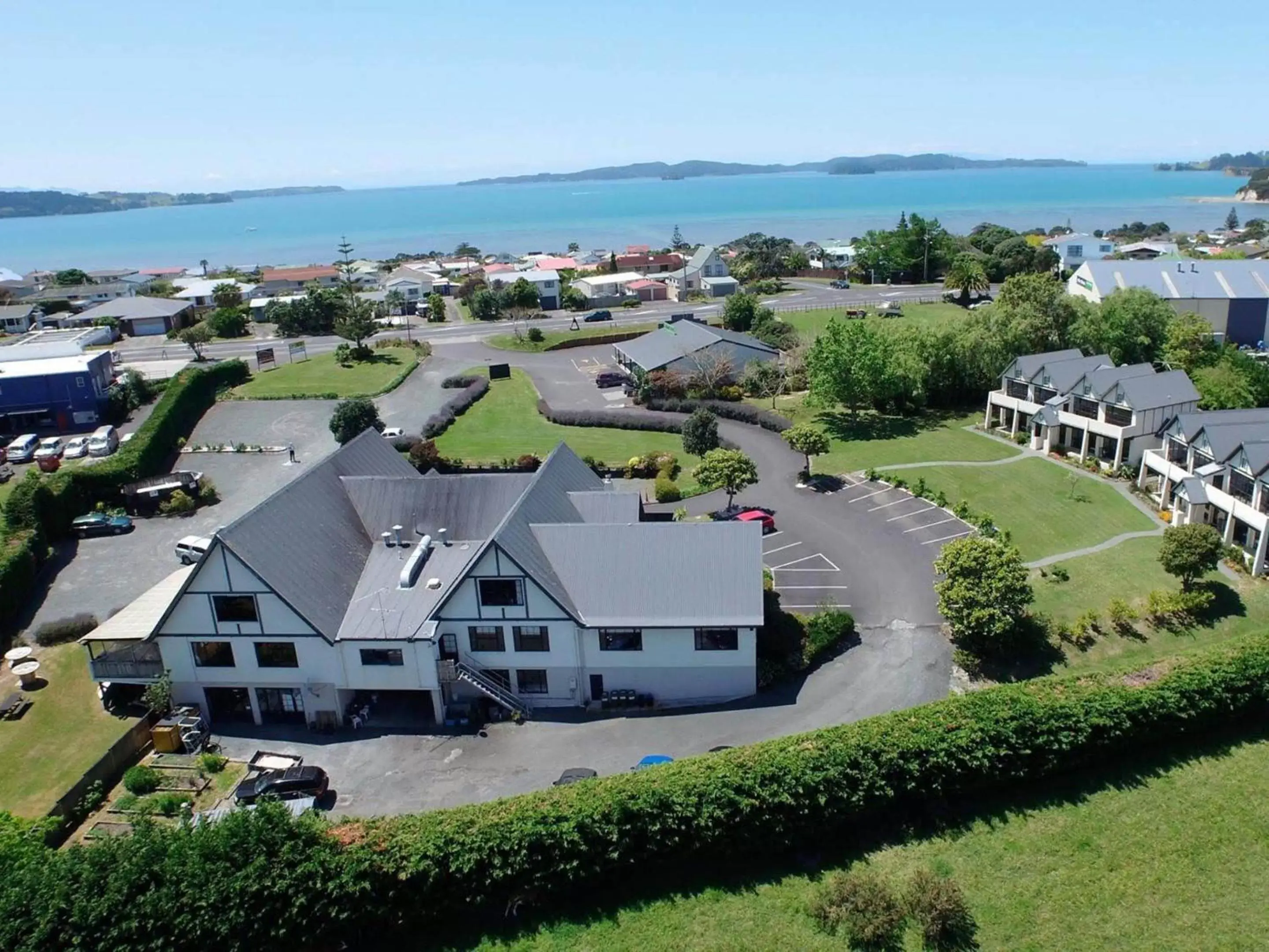 Bird's-eye View in Salty Dog Inn