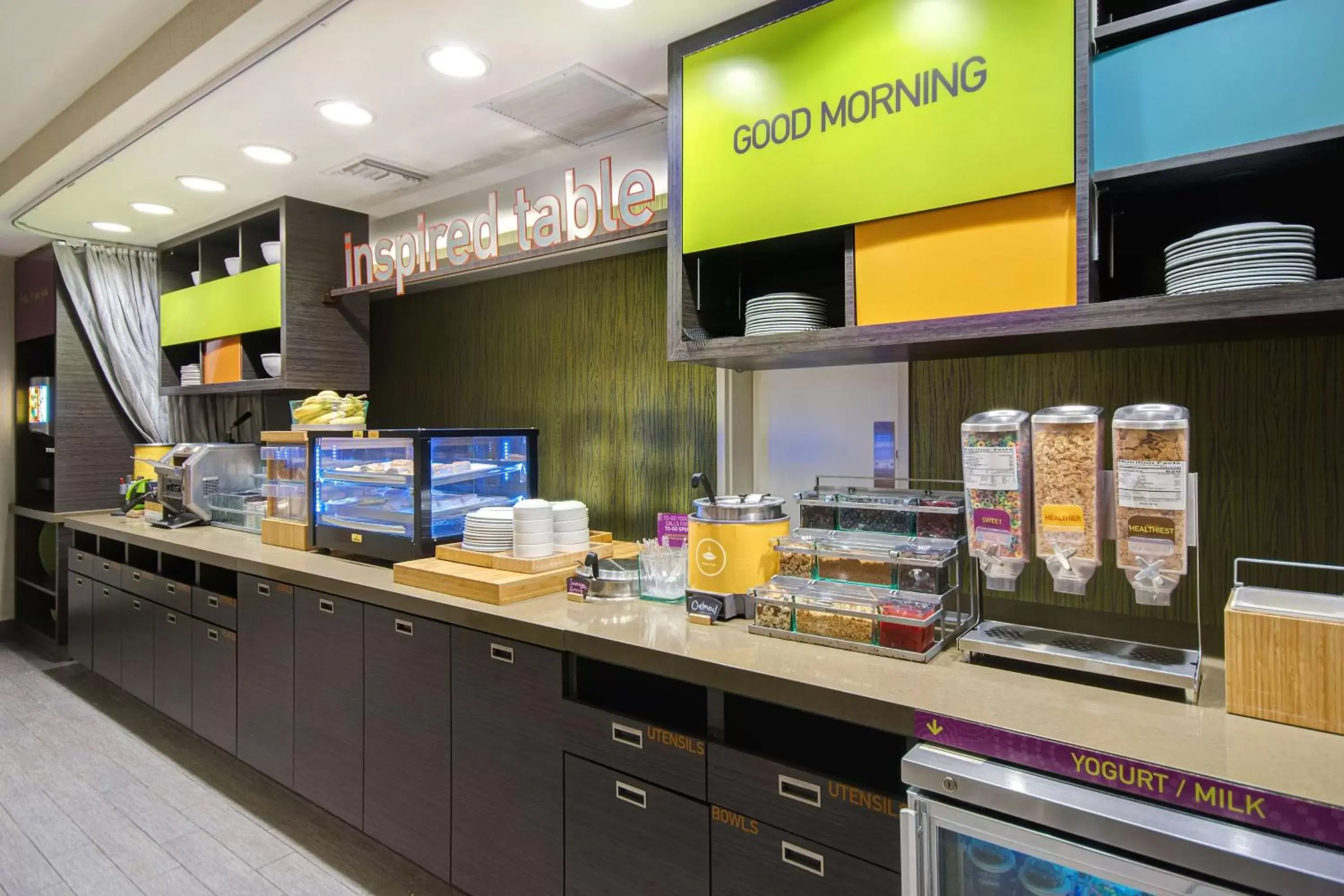 Breakfast in Home2 Suites By Hilton Waco Breakfast in Home2 Suites By Hilton Waco