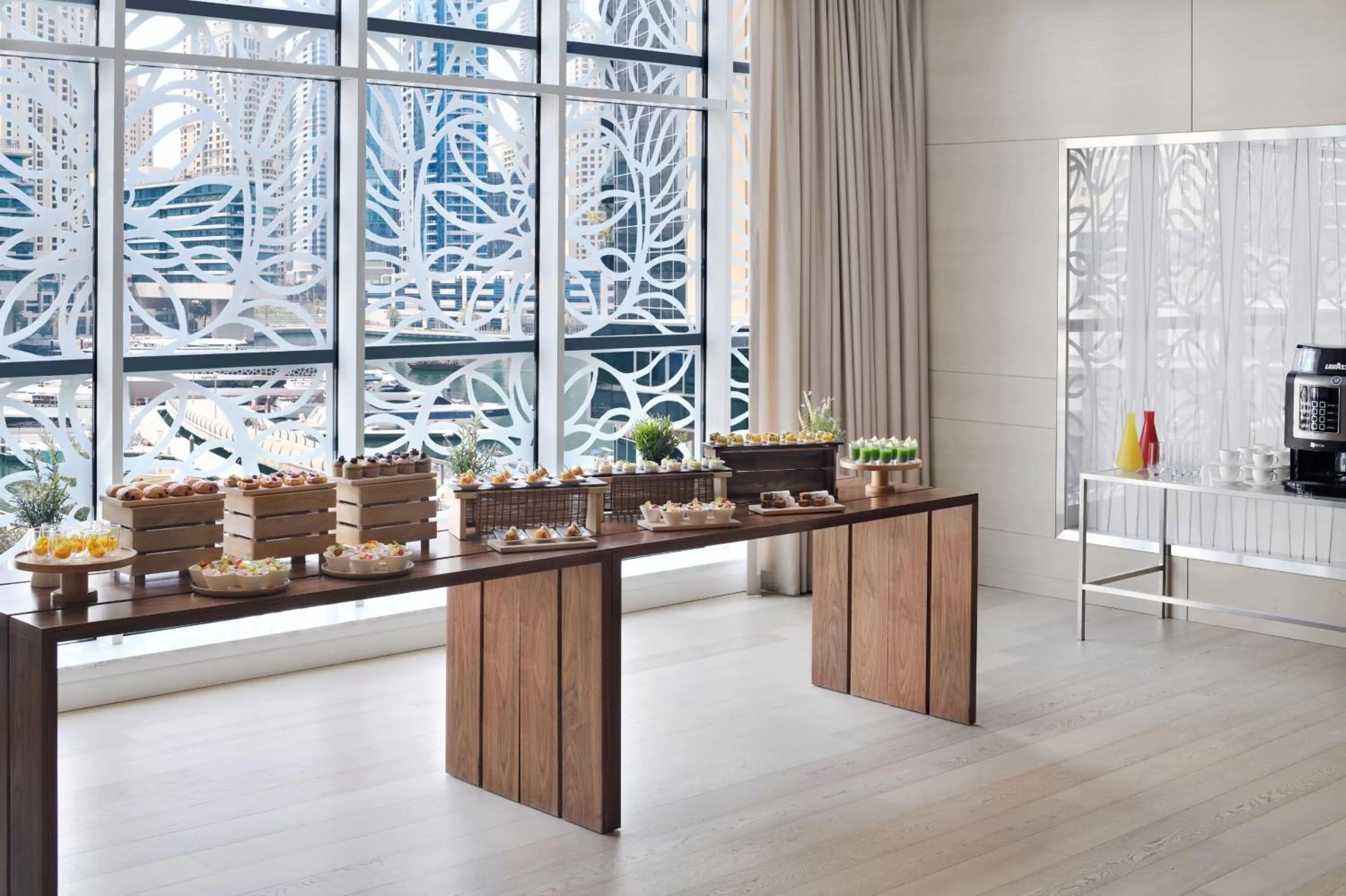 Meeting/conference room in Crowne Plaza Dubai Marina by IHG