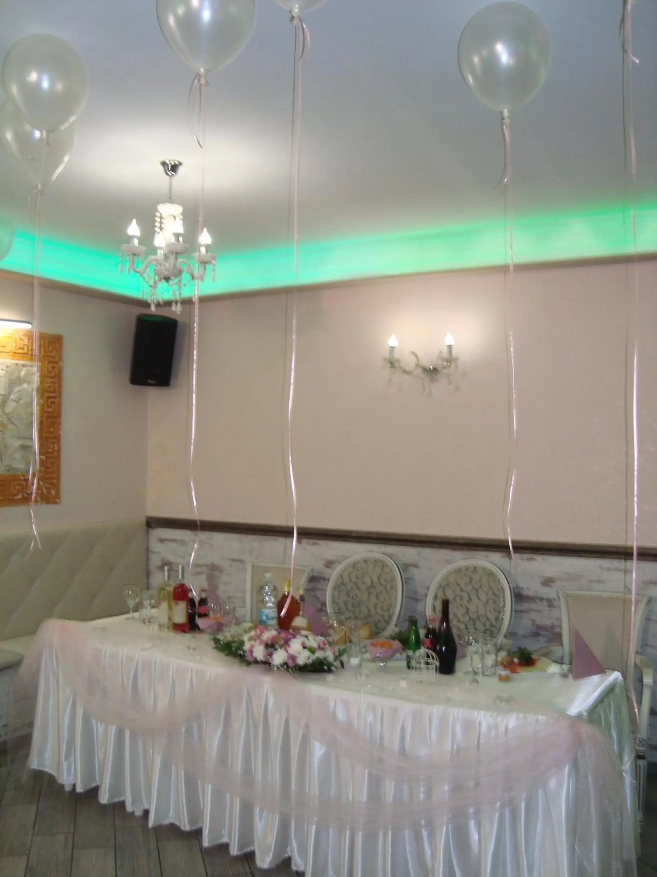 Restaurant/places to eat, Banquet Facilities in Hotel Zeus