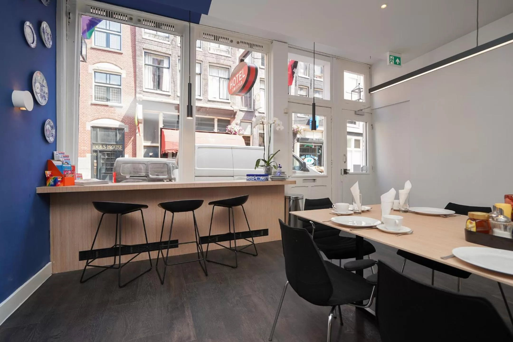 Property building, Restaurant/Places to Eat in Amistad hotel