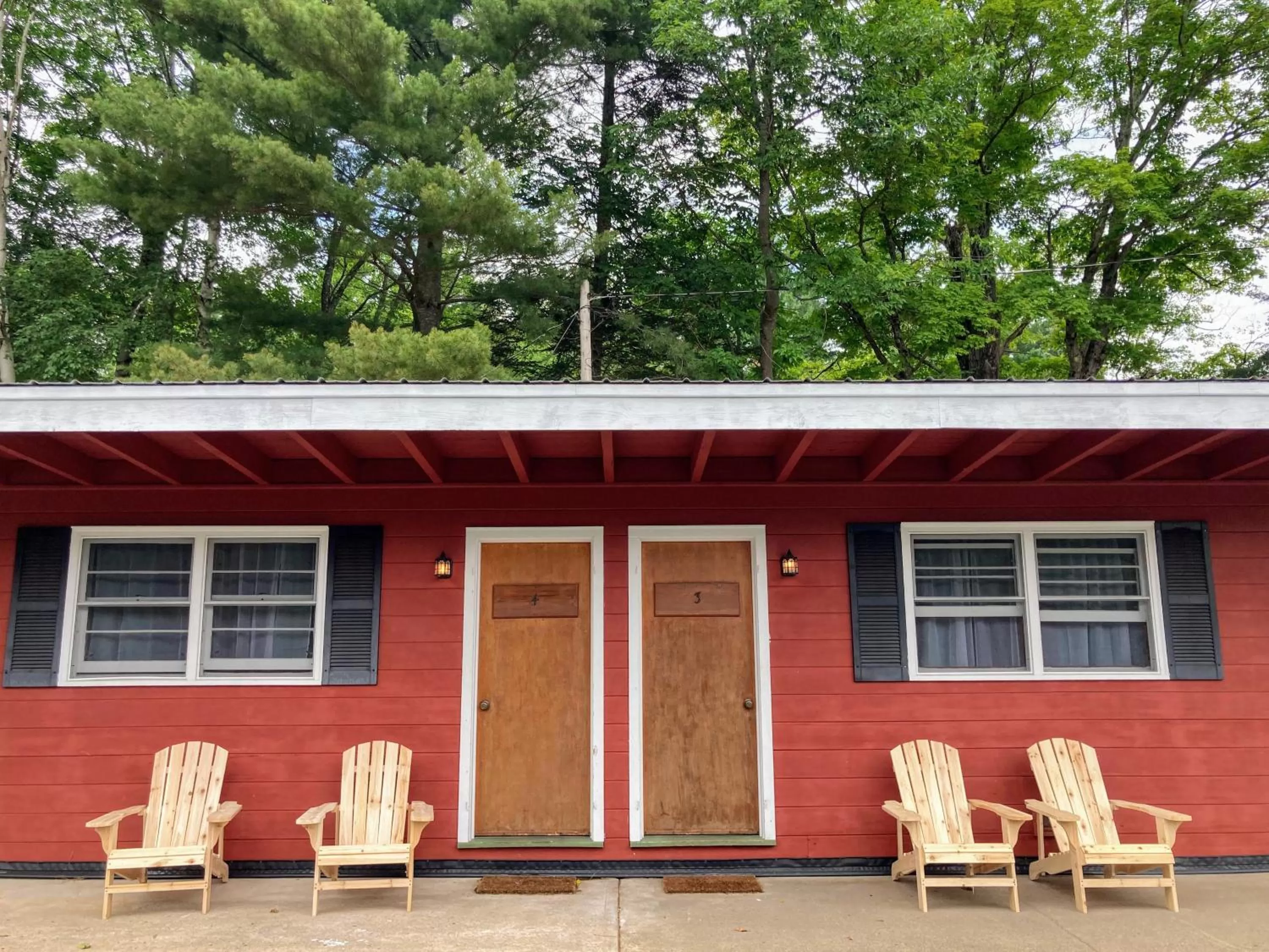 Facade/entrance in The Lorca Adirondacks Motel