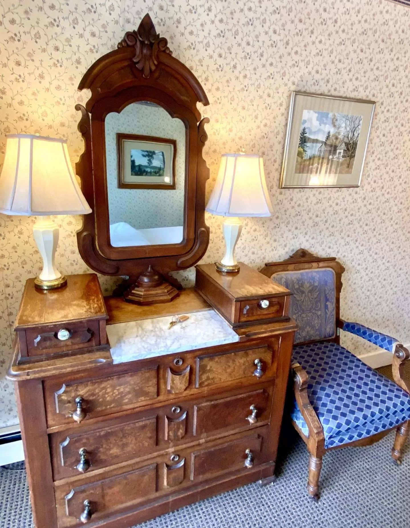 TV/Entertainment Center in Orcas Hotel