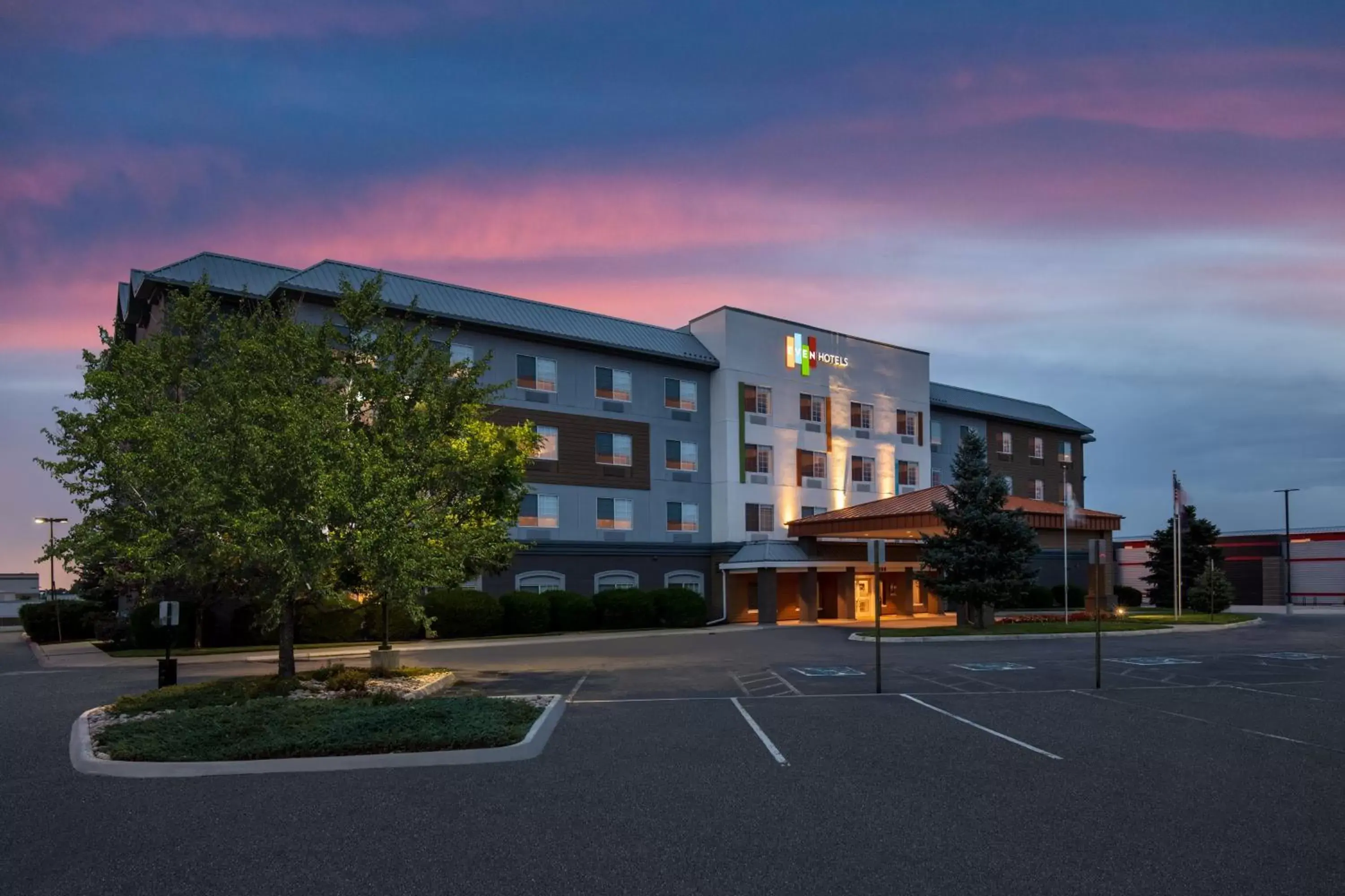 Property building in EVEN Hotels Denver Tech Center-Englewood by IHG Property building in EVEN Hotels Denver Tech Center-Englewood by IHG