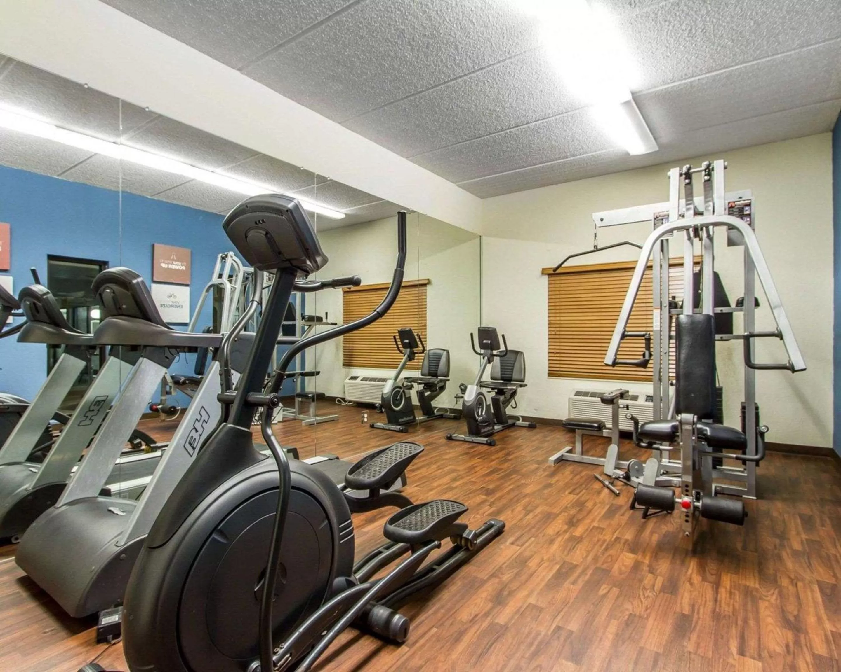 Fitness centre/facilities in Comfort Suites Kenner