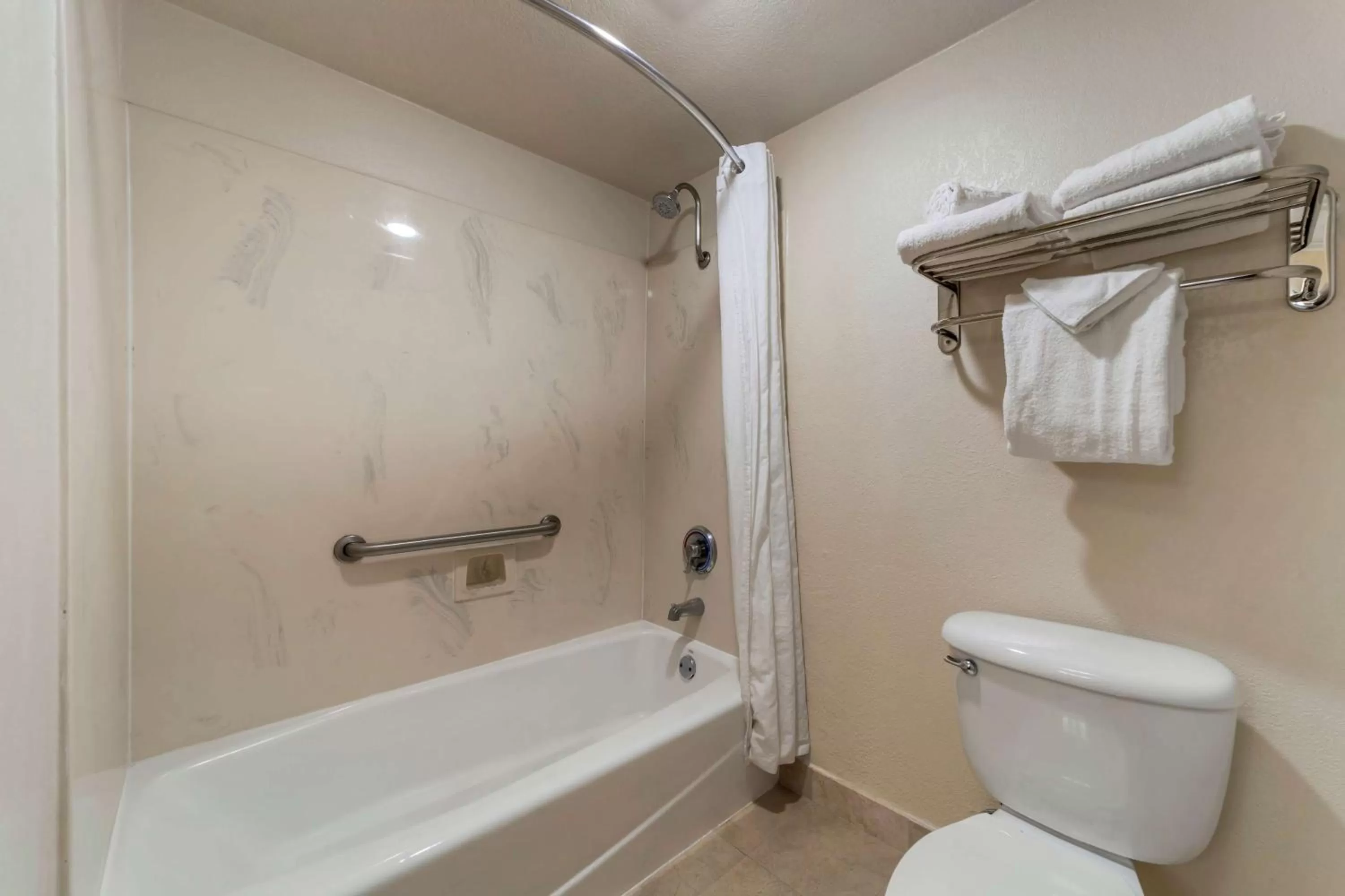 Bathroom in Best Western Plus Northwoods Inn