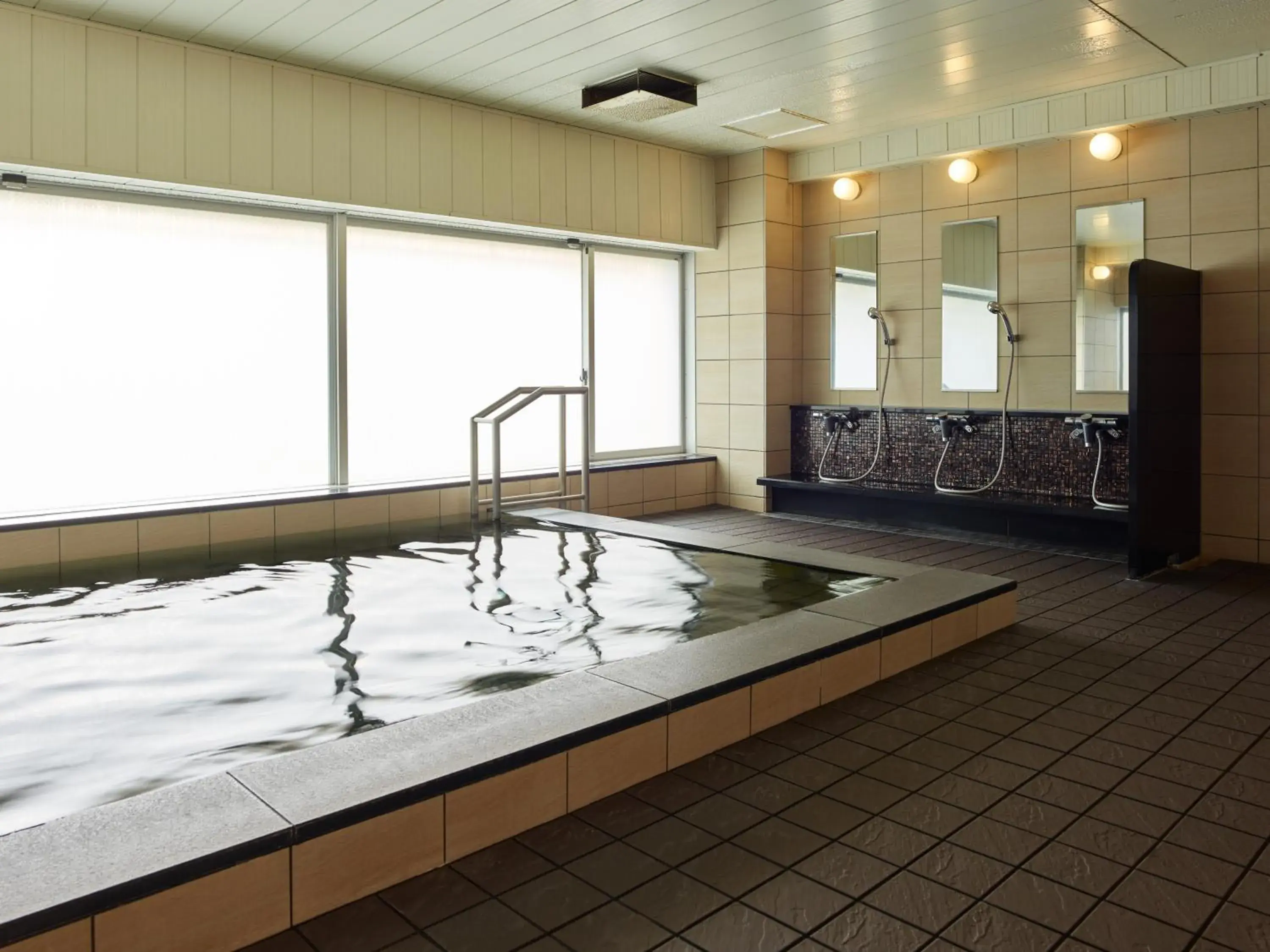 Public Bath, Swimming Pool in Mitsui Garden Hotel Shiodome Italia-Gai