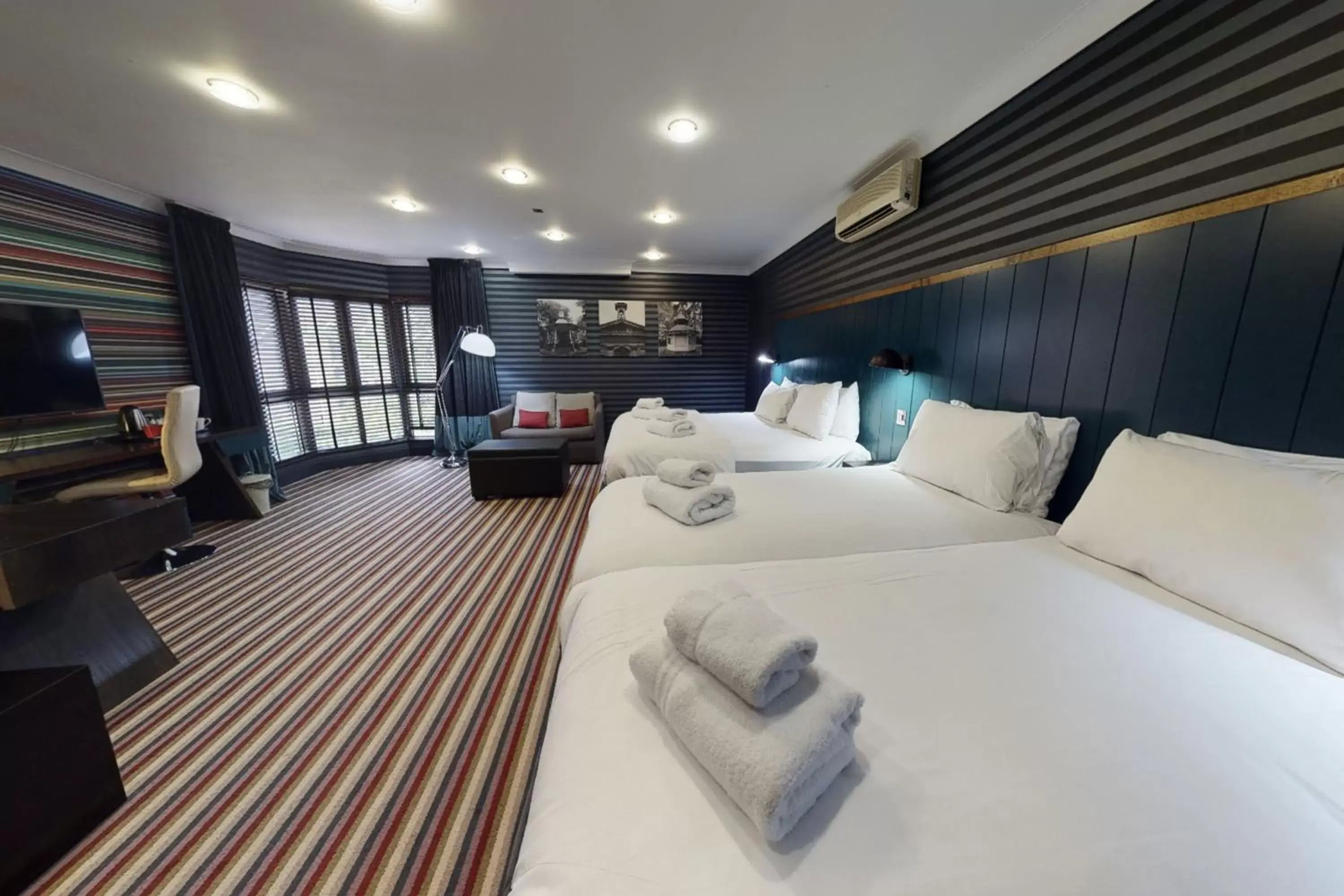 Bedroom, Bed in Village Hotel Swindon