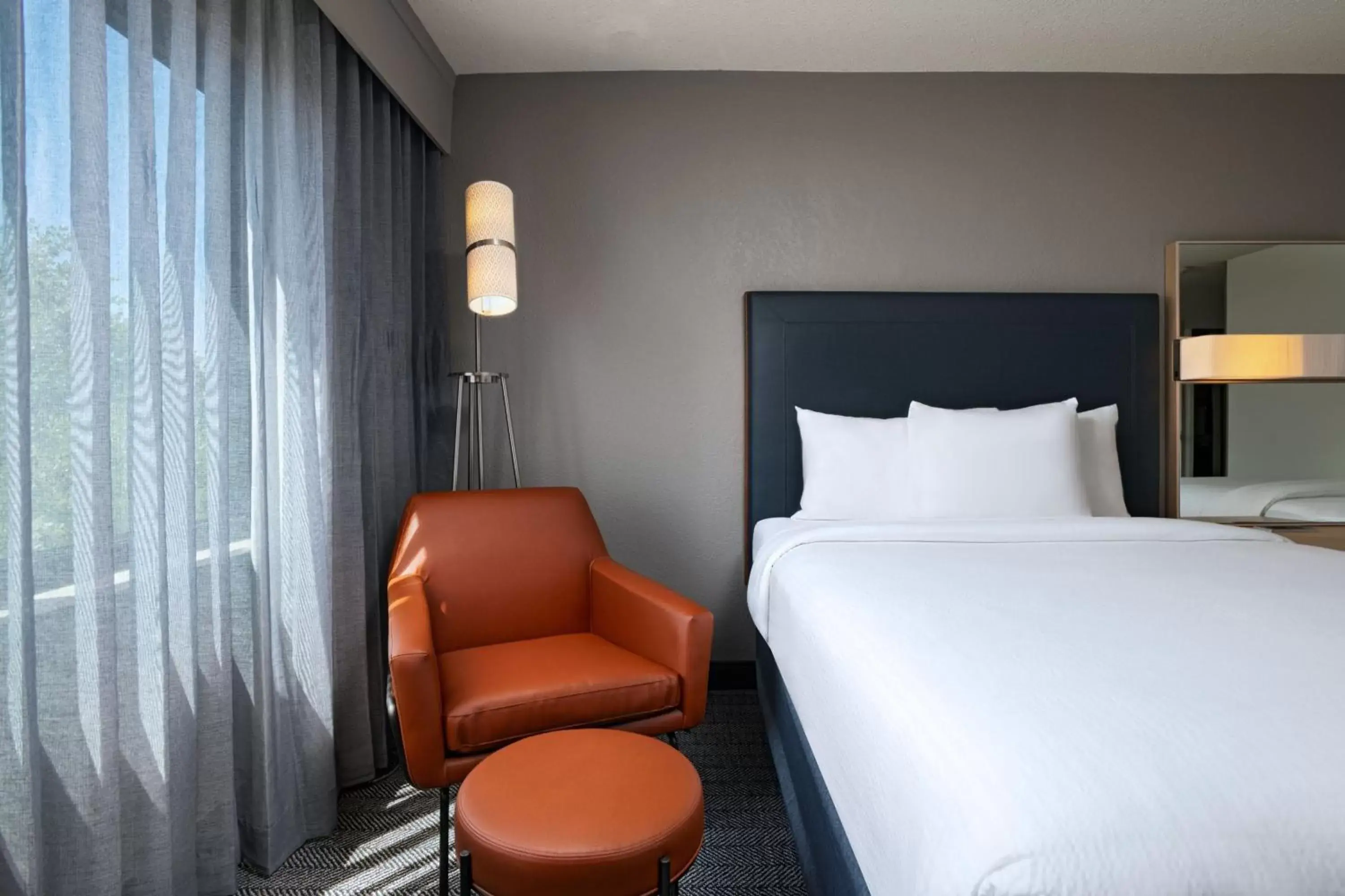 Photo of the whole room, Bed in Courtyard by Marriott Austin The Domain Area