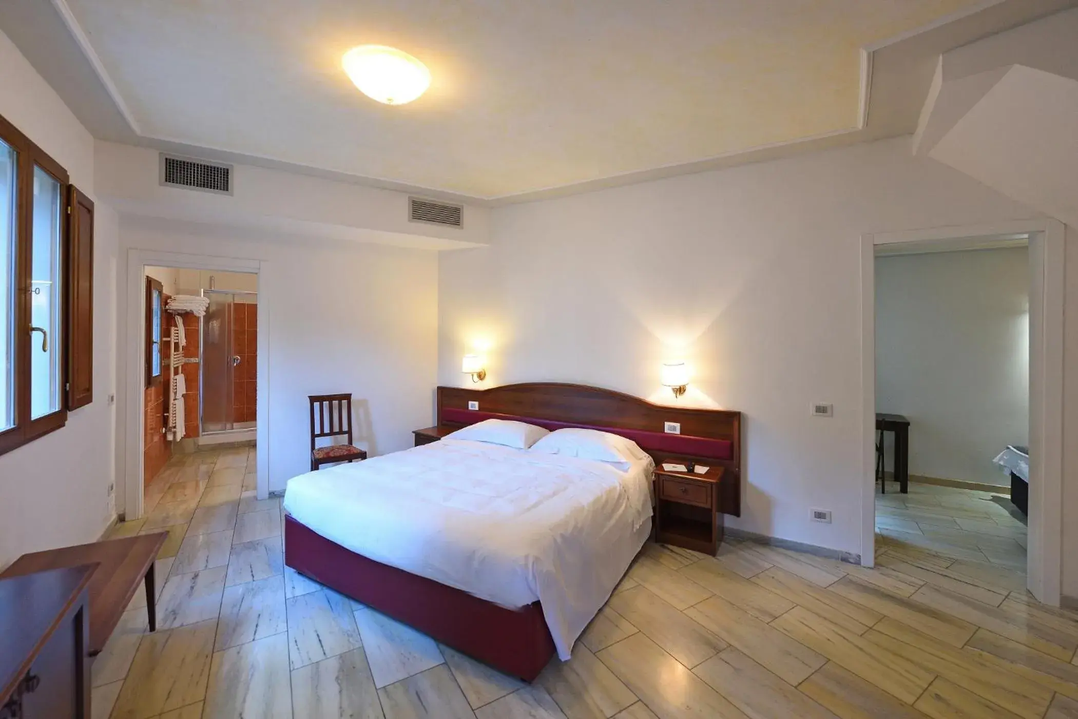 Bedroom, Bed in Relais La Corte di Cloris