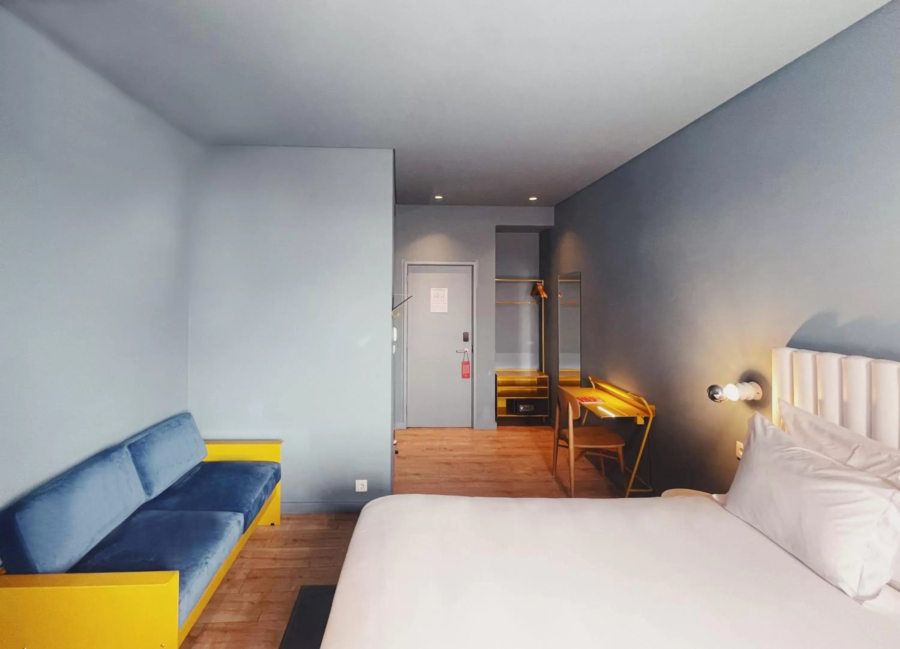Bedroom, Seating Area in Esqina Cosmopolitan Lodge