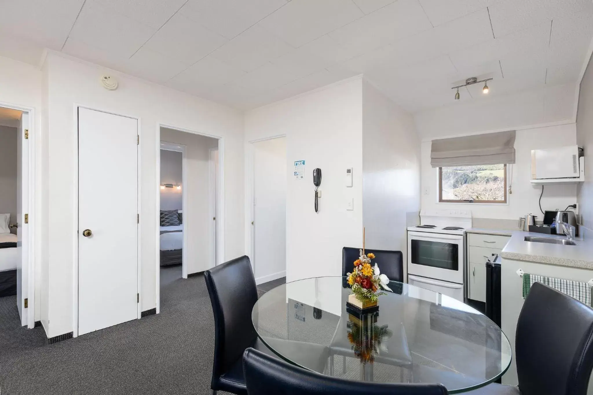 Dining Area in Kings Gate Motel