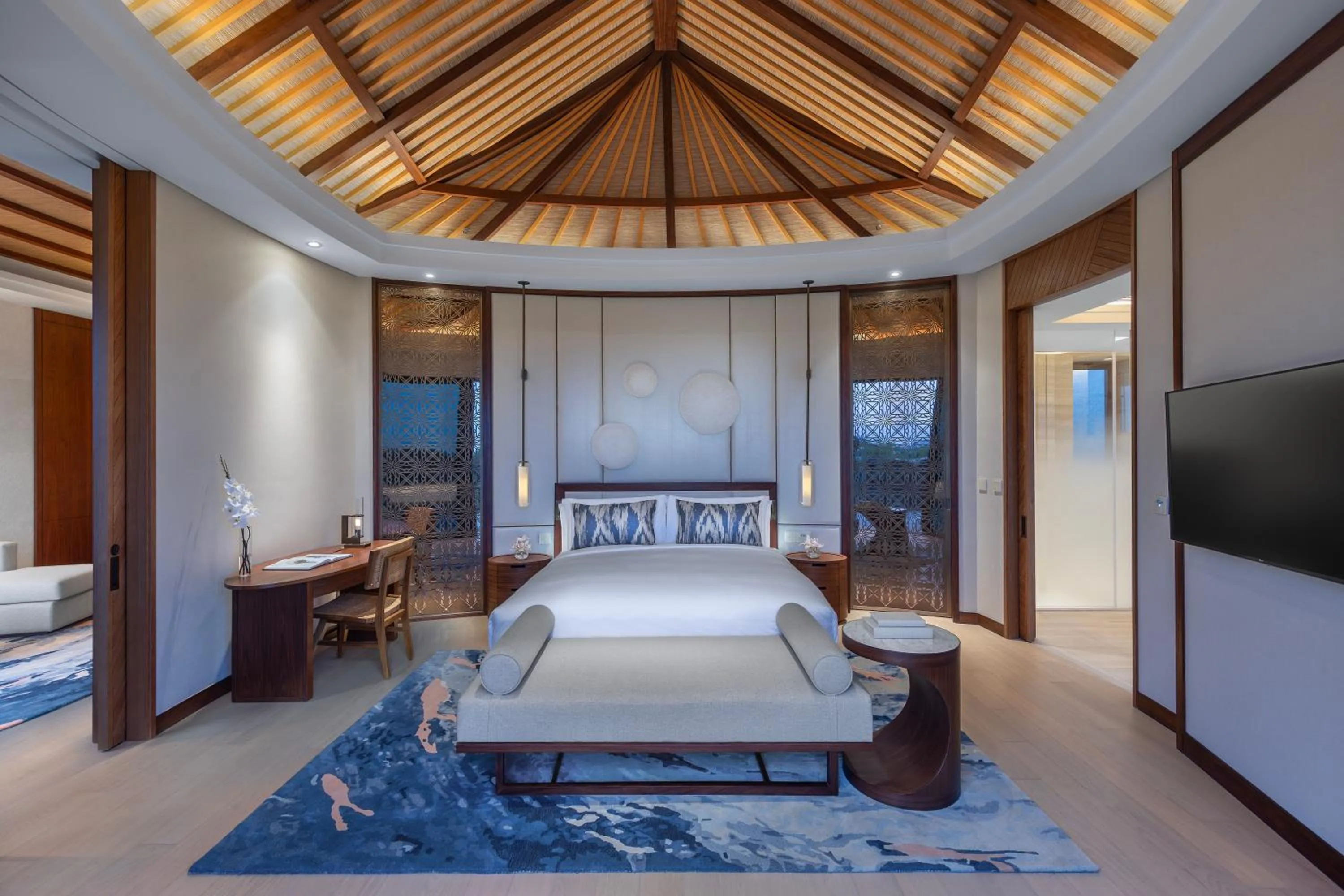 Bed in Anantara Mina Ras Al Khaimah Resort