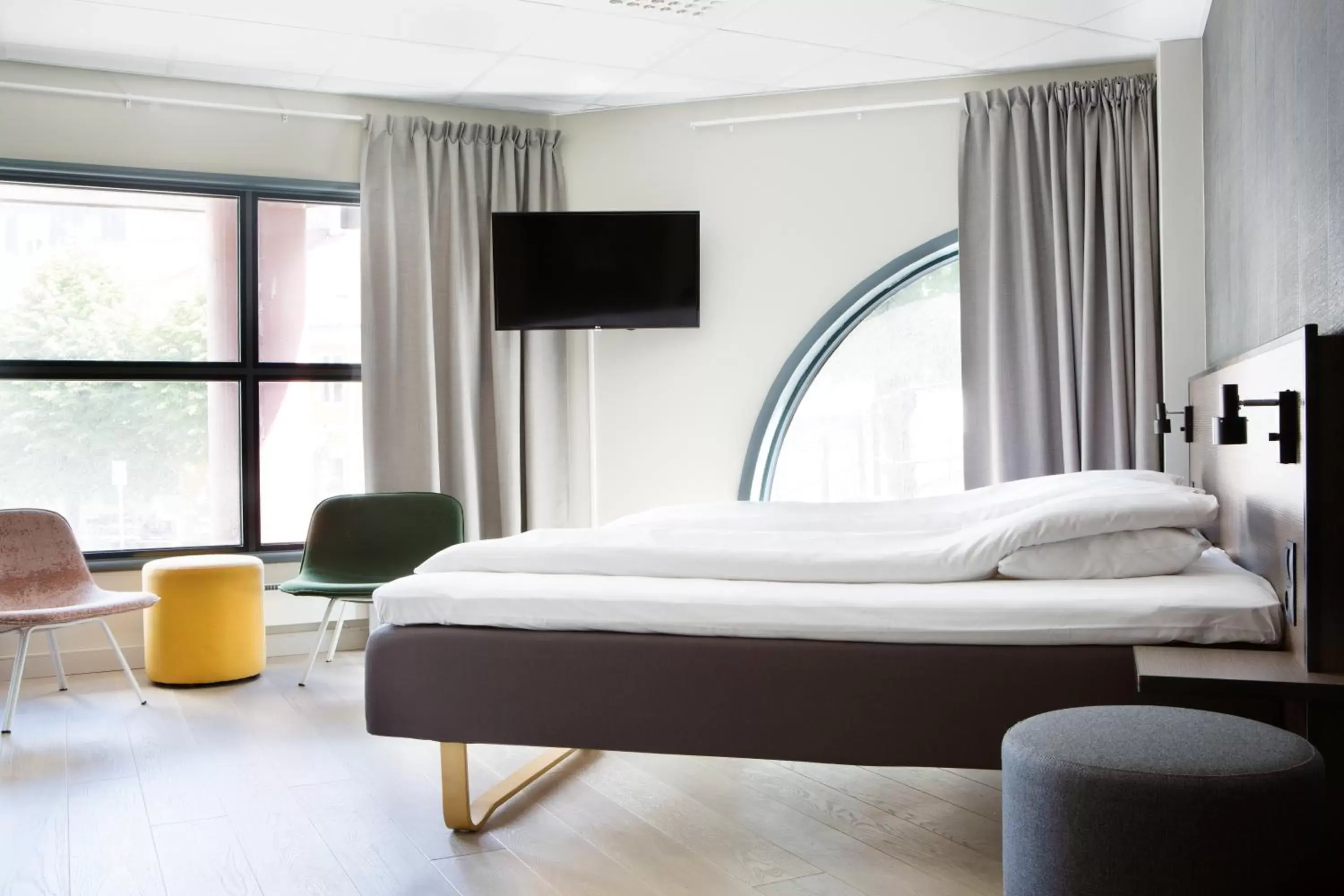Bedroom, Bed in Comfort Hotel Bergen