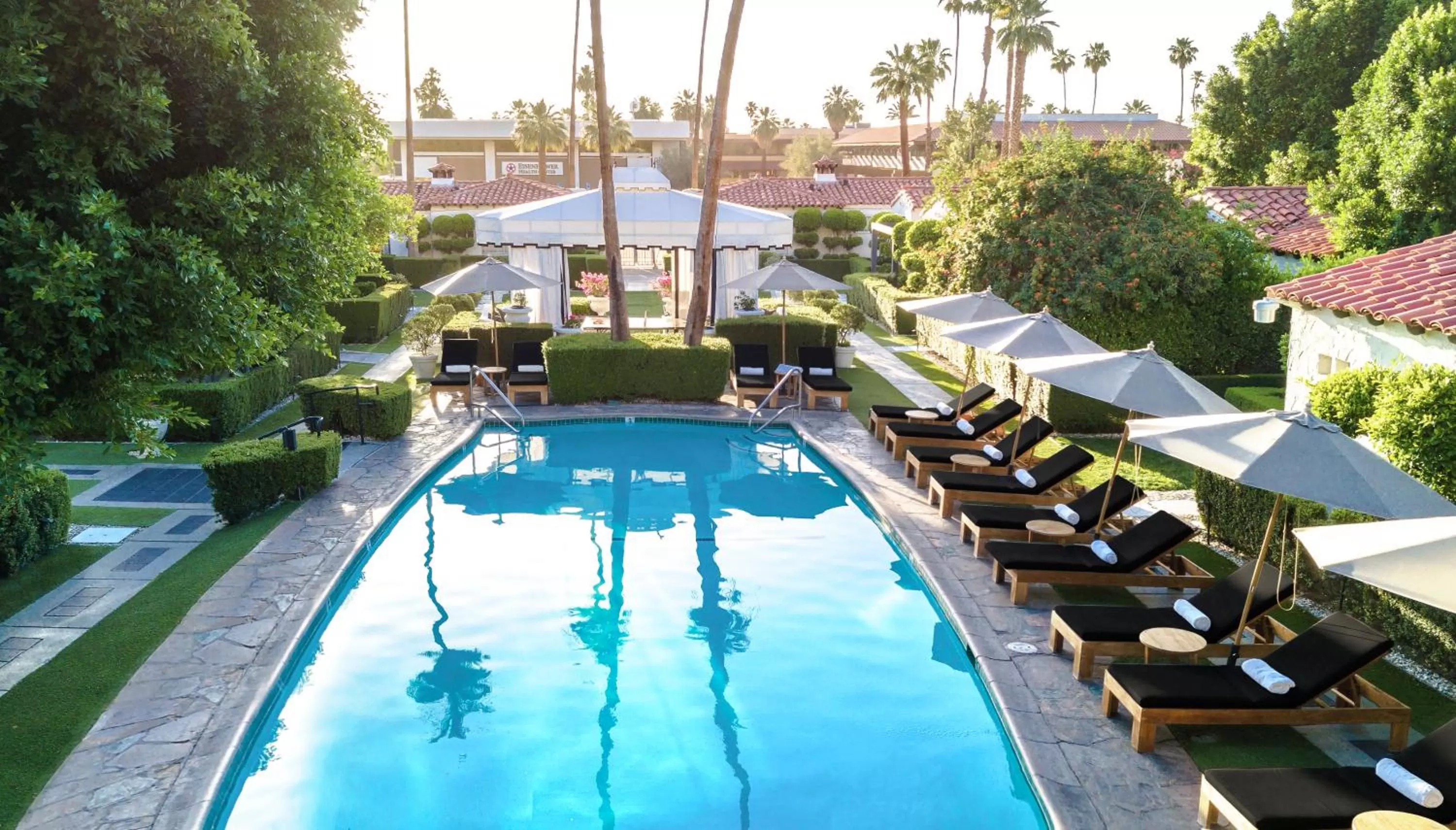 Swimming pool in Avalon Hotel & Bungalows Palm Springs, a Member of Design Hotels