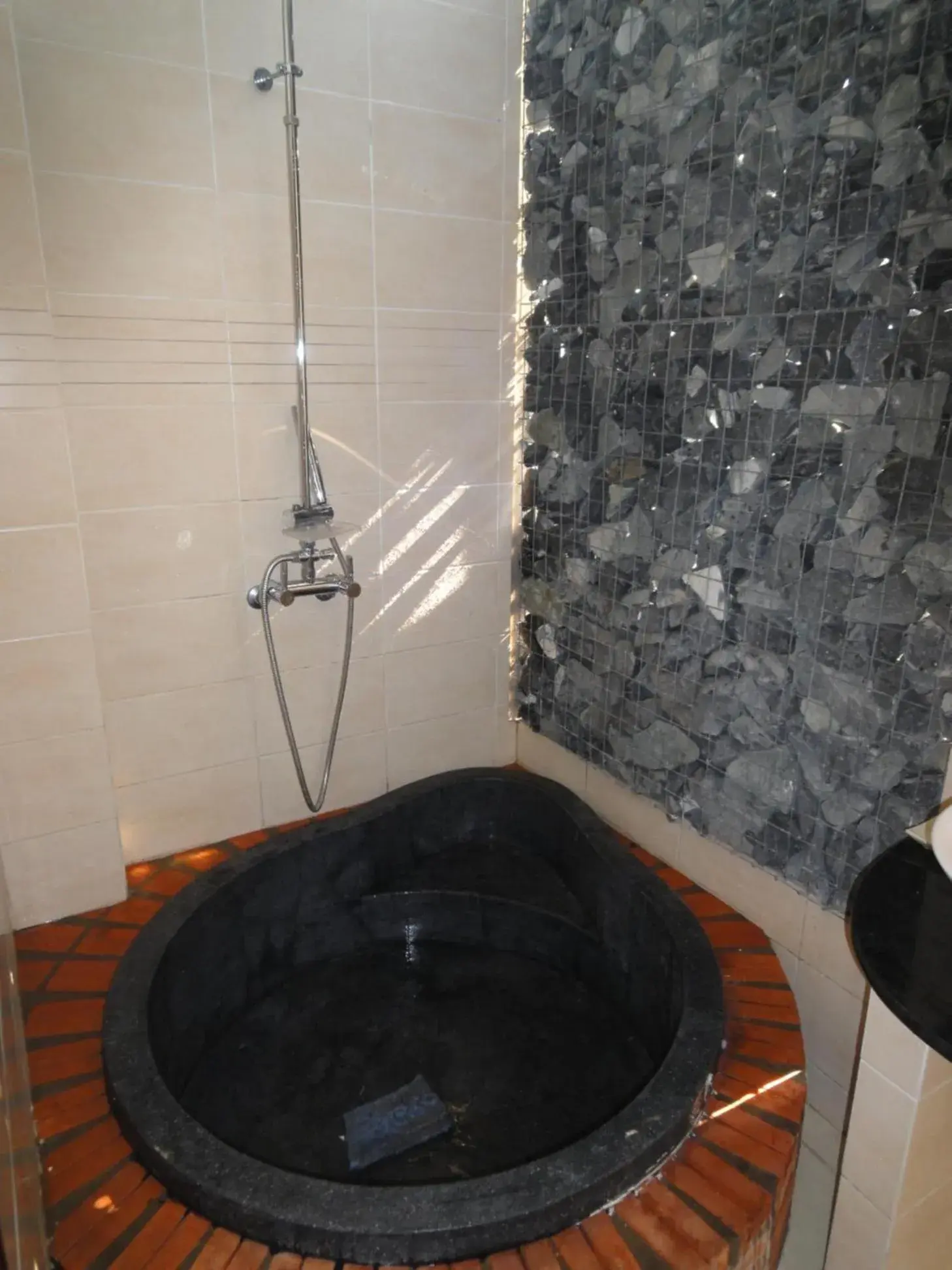 Shower, Bathroom in Halo Hotel