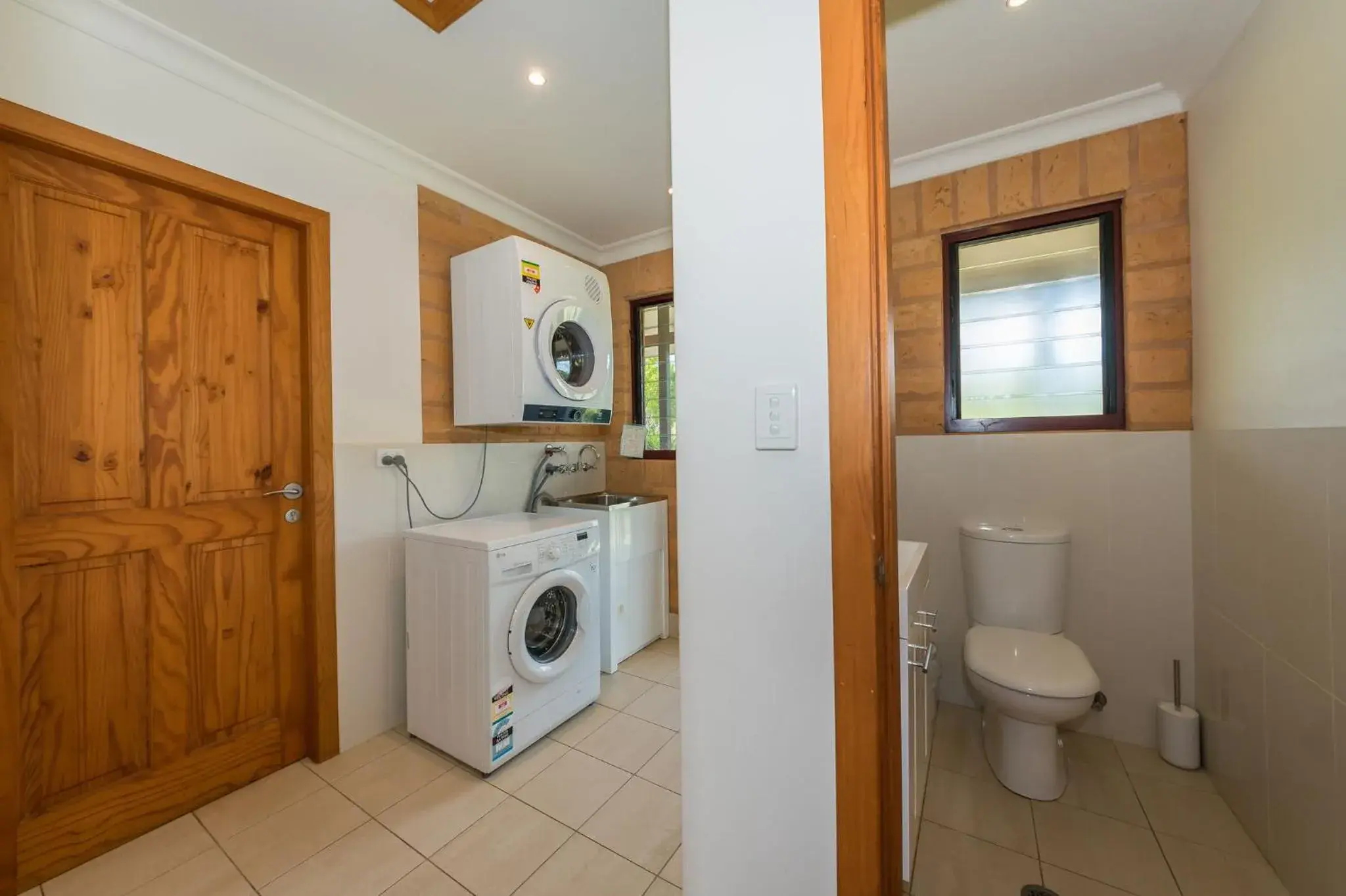 laundry, Bathroom in Clarendon Forest Retreat