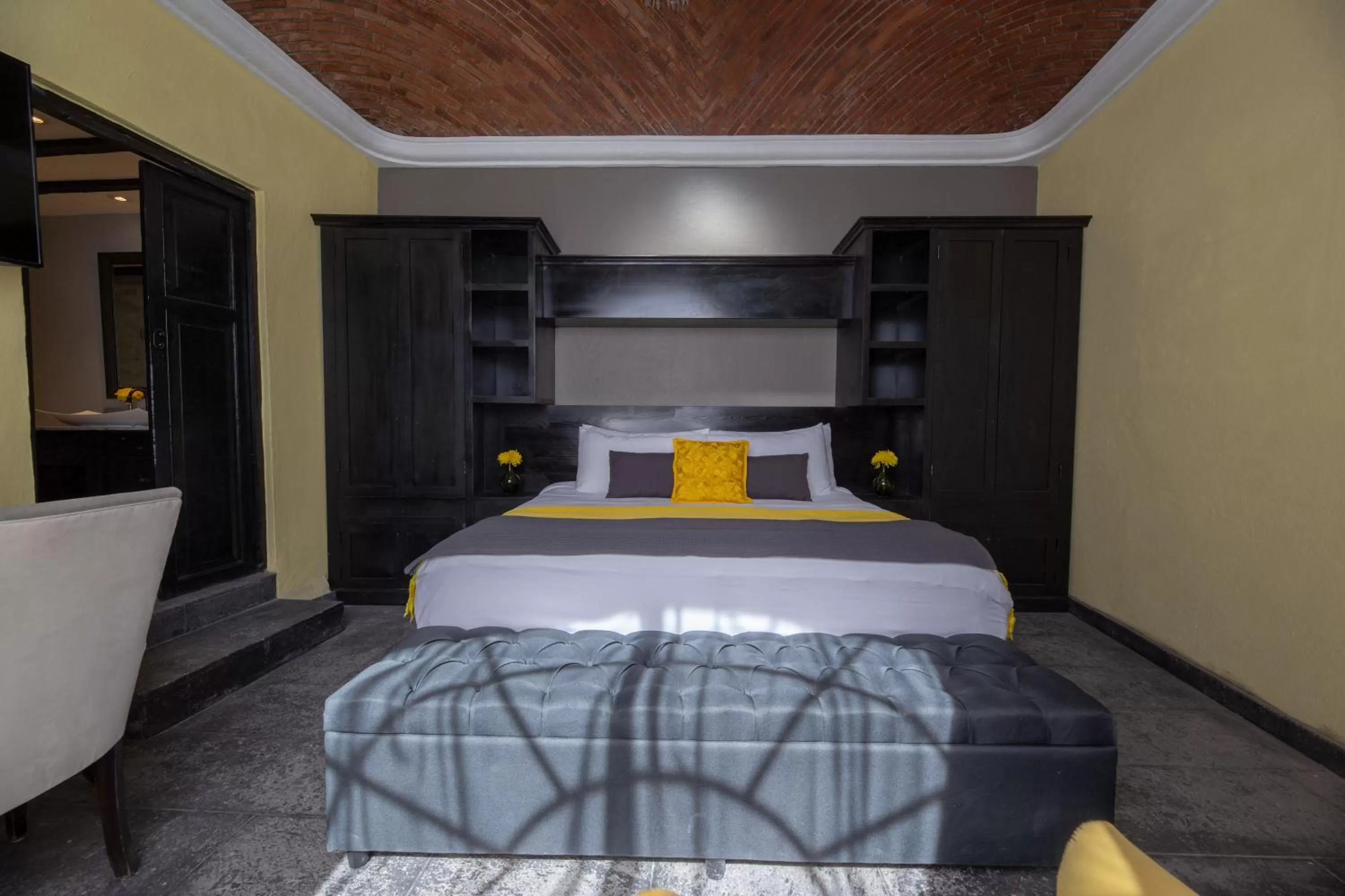 Photo of the whole room, Bed in Luxury Boutique Hotel Villa Limon