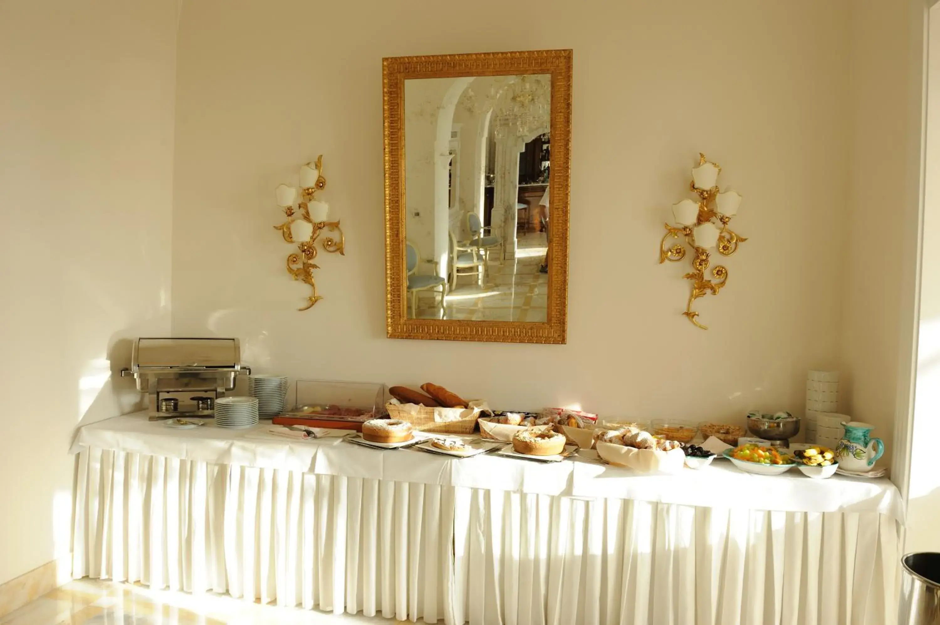 Restaurant/places to eat, Food in Hotel Villa Fraulo