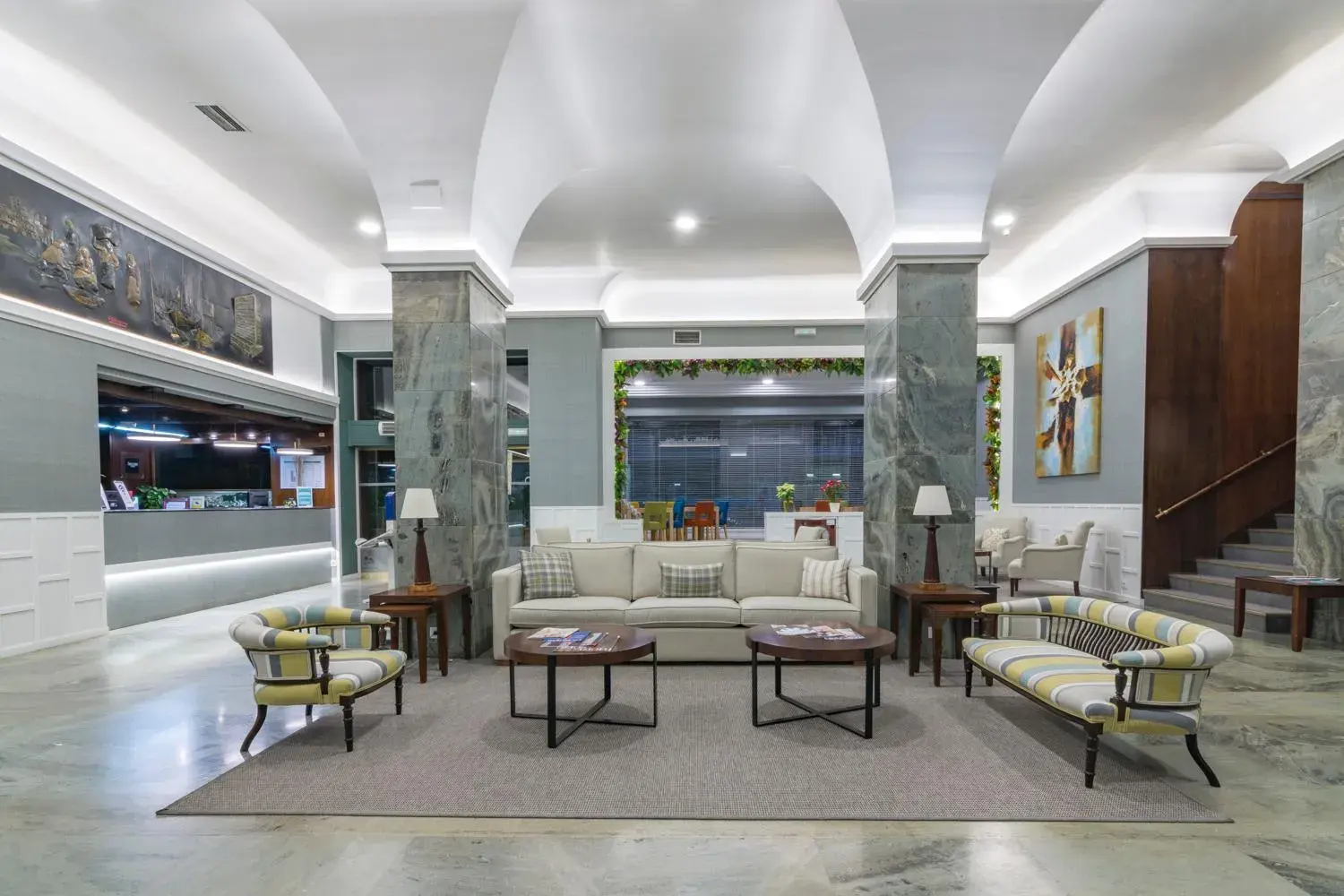 Lobby or reception, Lounge/Bar in Sercotel Hotel Bahia de Vigo