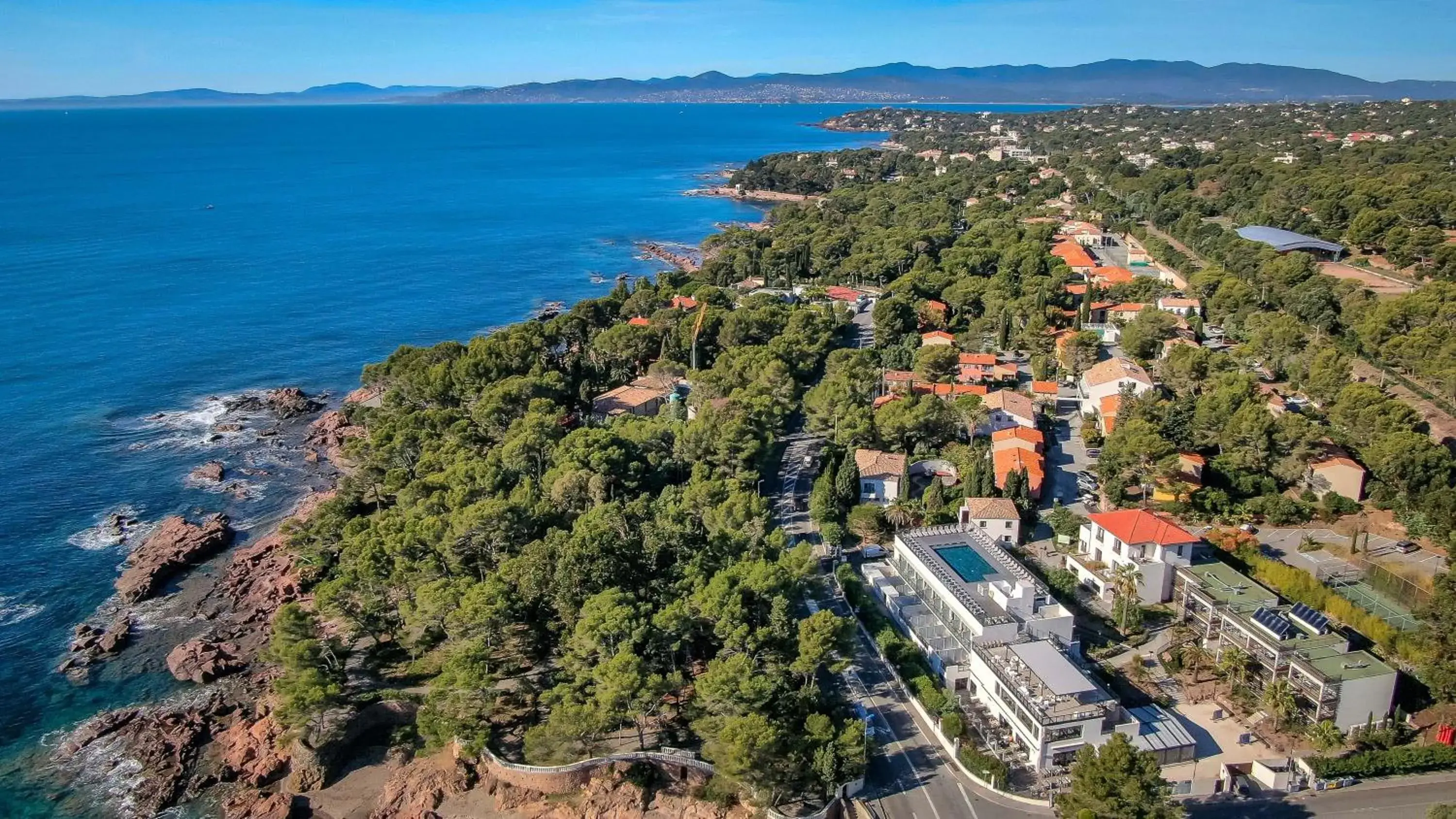 Property building, Bird's-eye View in SOWELL HOTELS La Plage