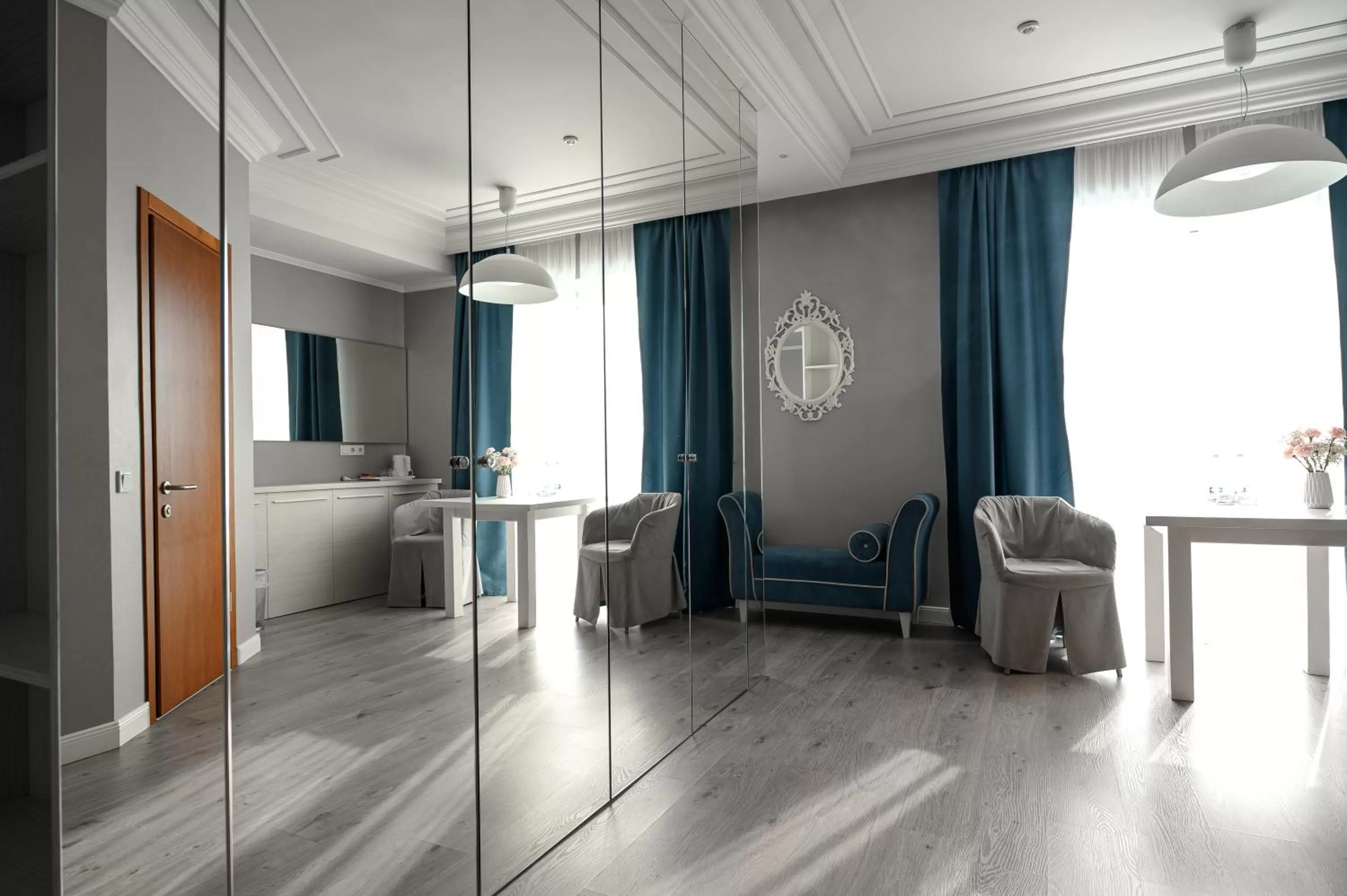 Seating Area in Rivoli Hotel