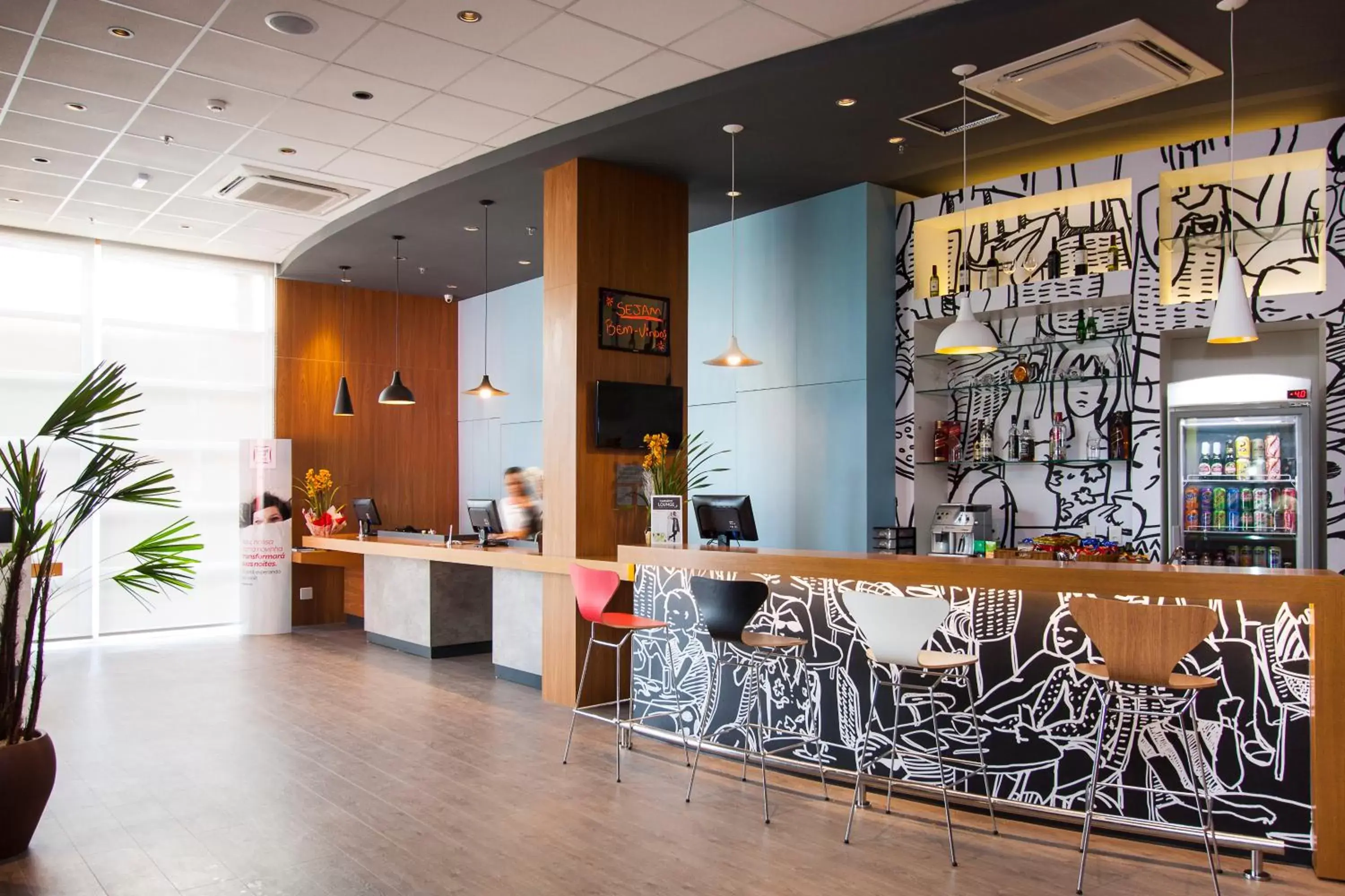 Lobby or reception in ibis Mogi das Cruzes Shopping Lobby or reception in ibis Mogi das Cruzes Shopping