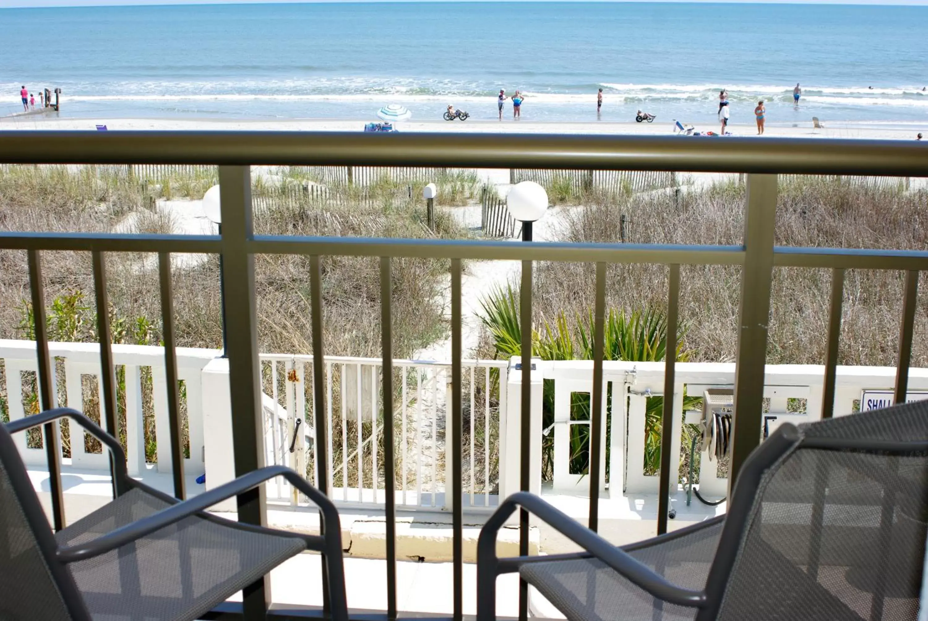 View (from property/room), Balcony/Terrace in Best Western Ocean Sands Beach Resort