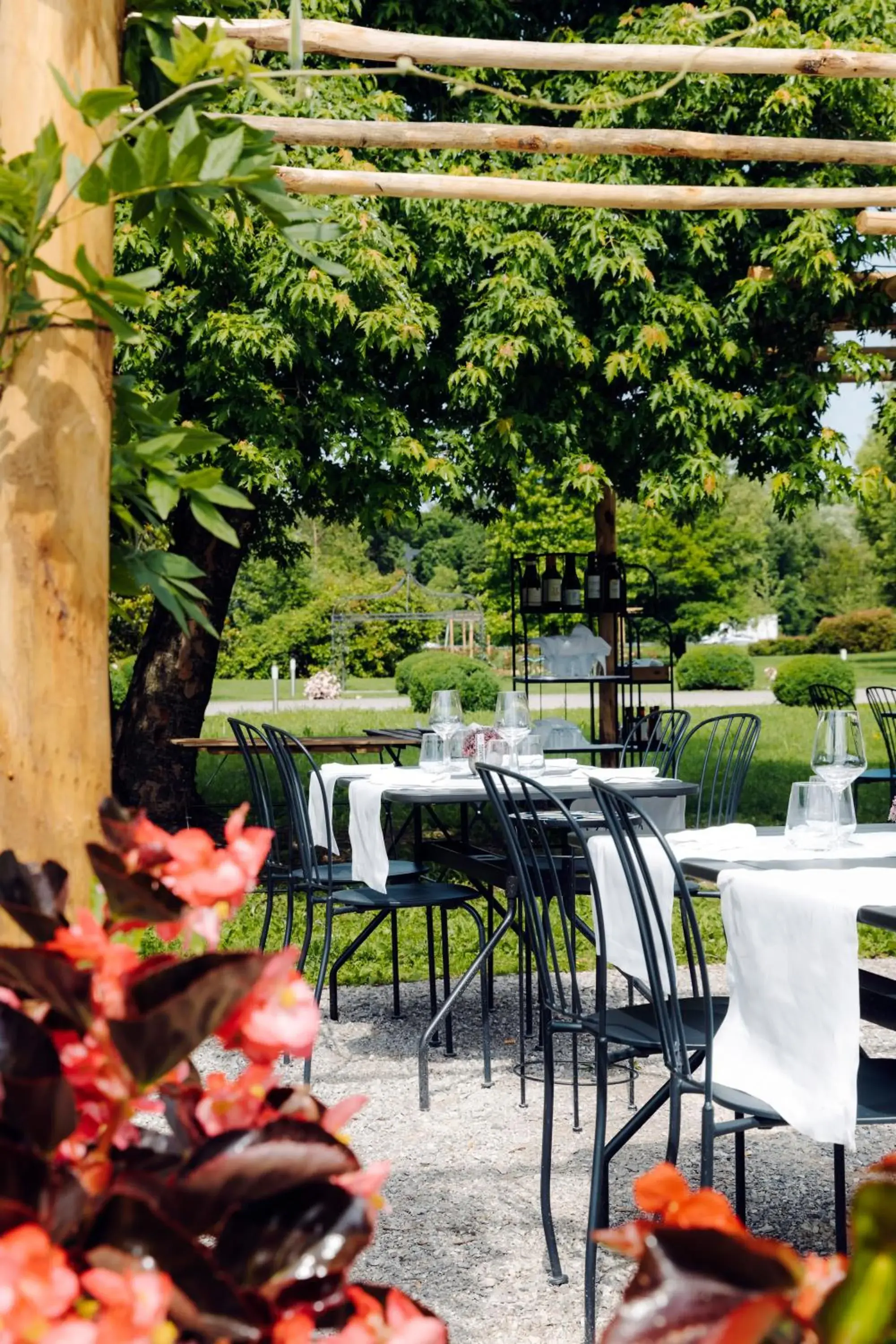 Patio in Hotel Capolago