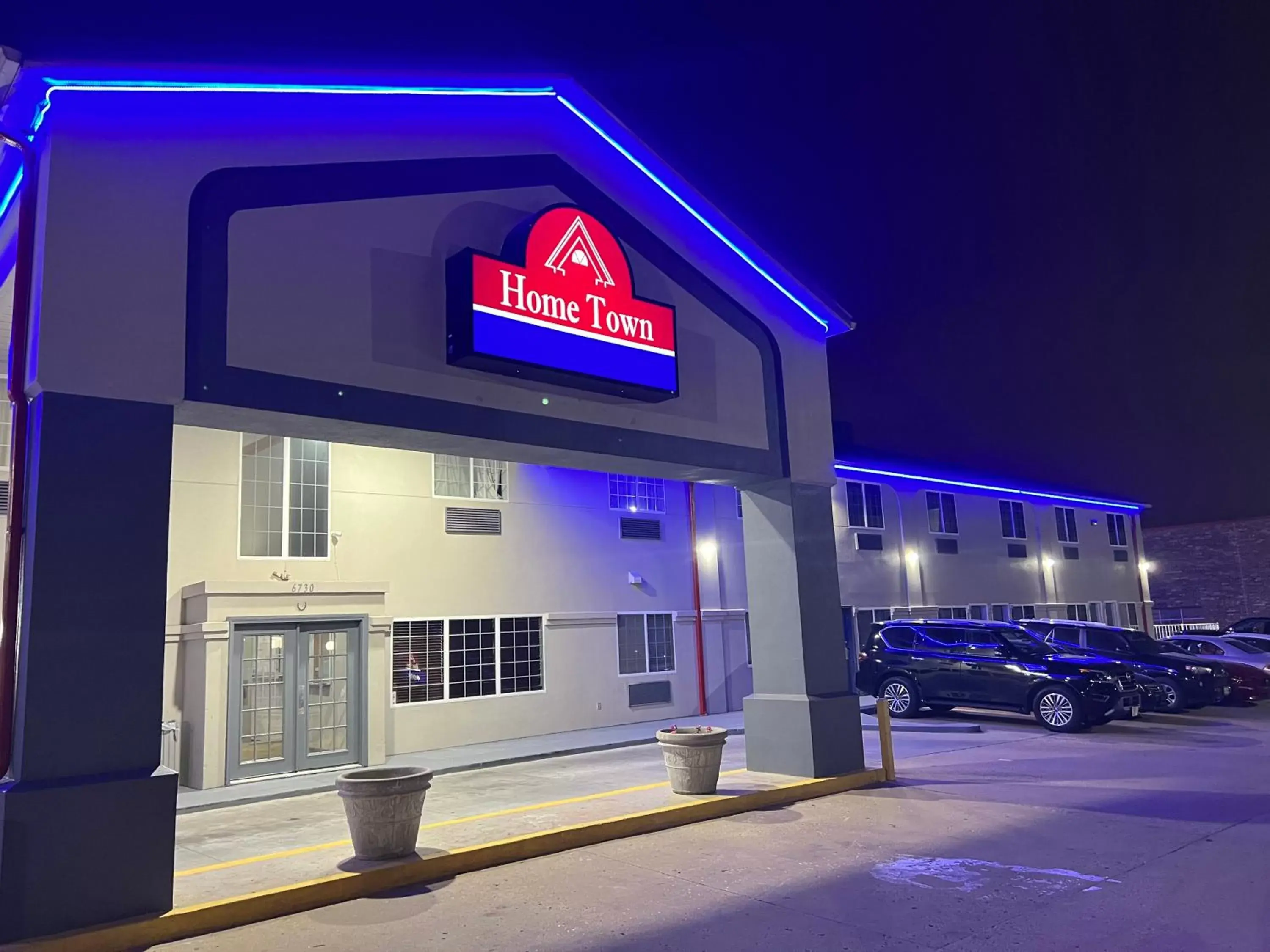 Facade/entrance, Property Building in Hometown Inn Airport