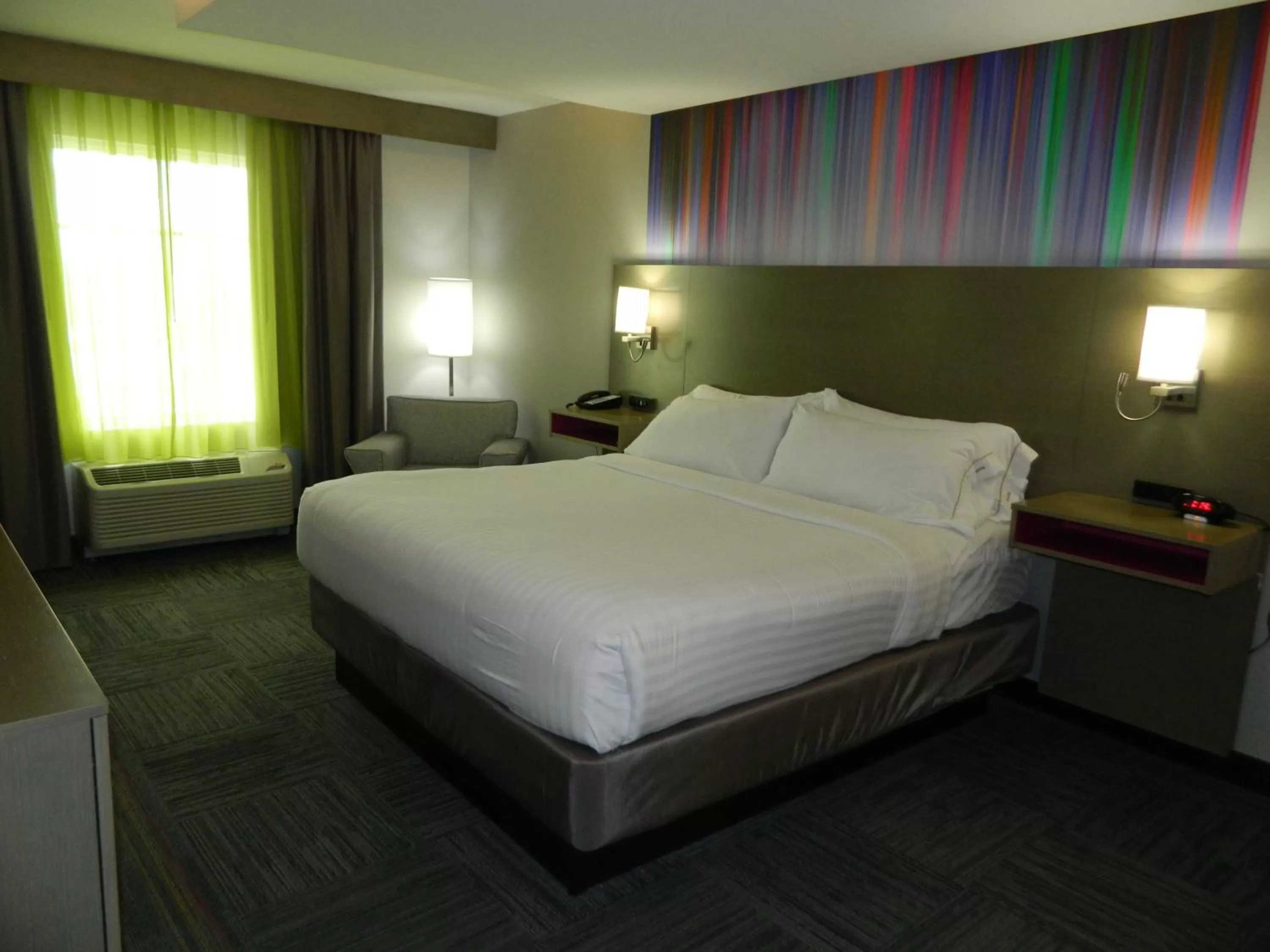 Bed in Holiday Inn Express & Suites Shippensburg by IHG