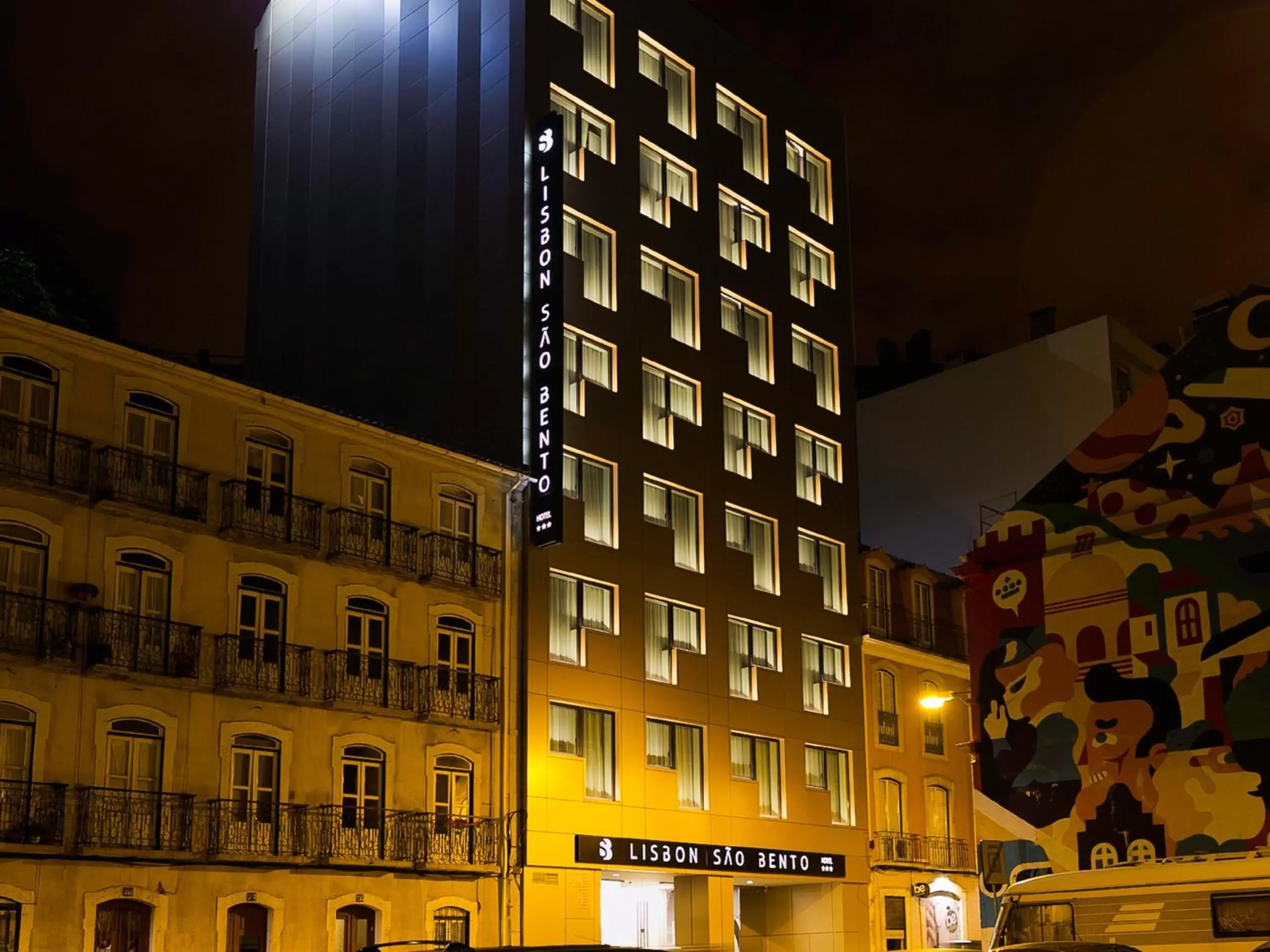 Facade/entrance, Property Building in Lisbon Sao Bento Hotel