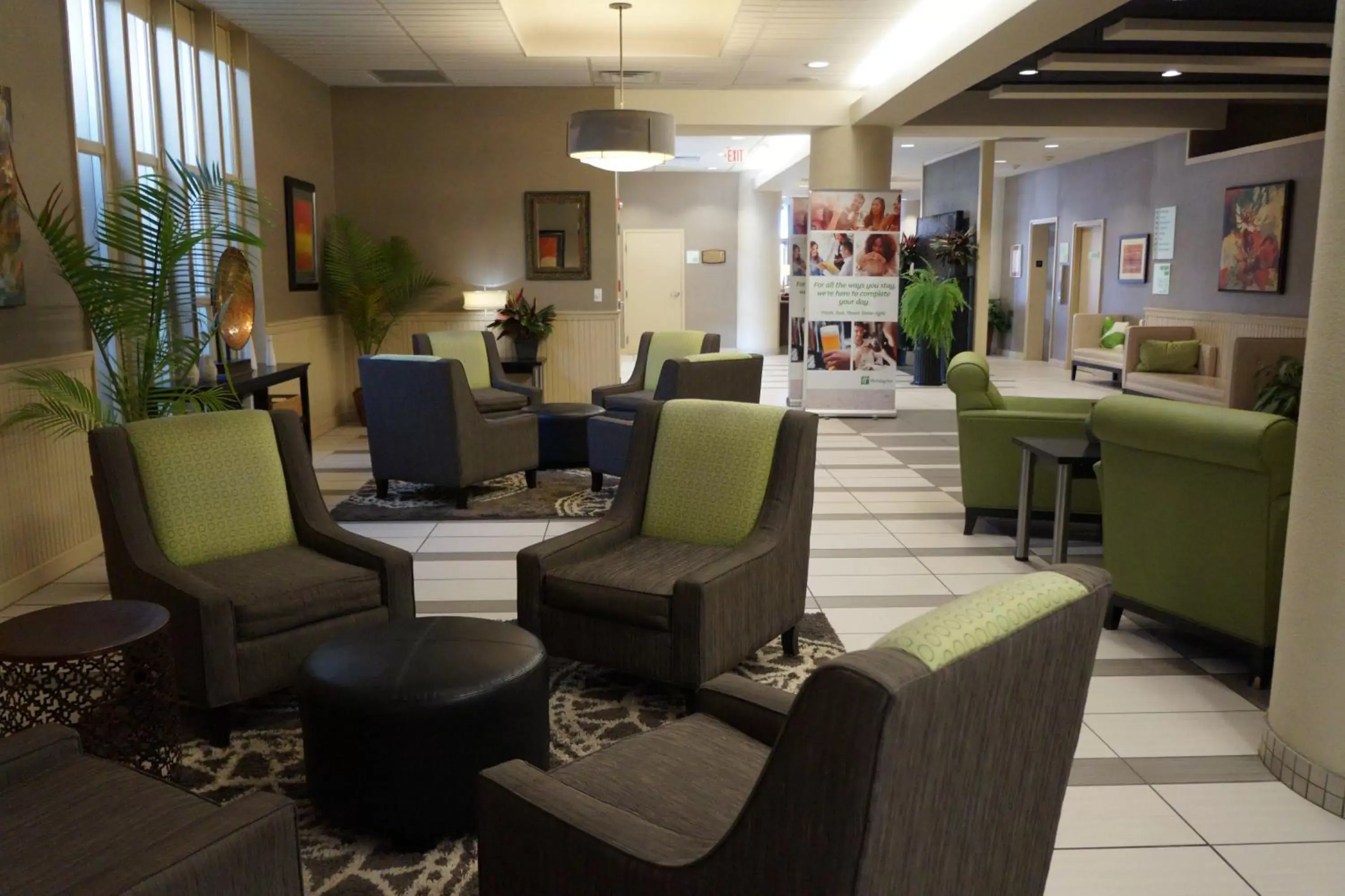 Property building, Lobby/Reception in Holiday Inn Portsmouth Downtown, an IHG Hotel