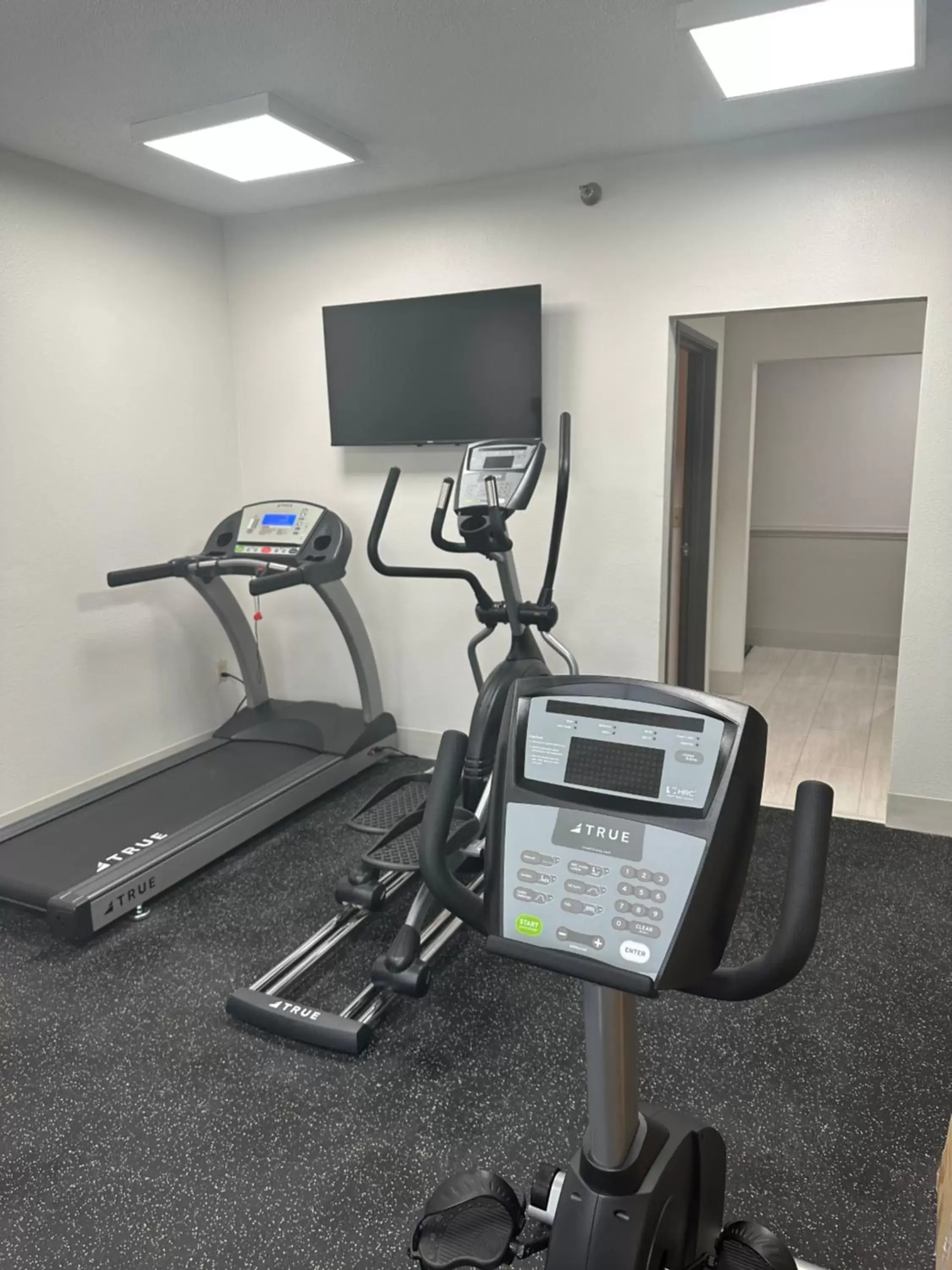 Fitness centre/facilities, Fitness Center/Facilities in Wingate by Wyndham Hattiesburg