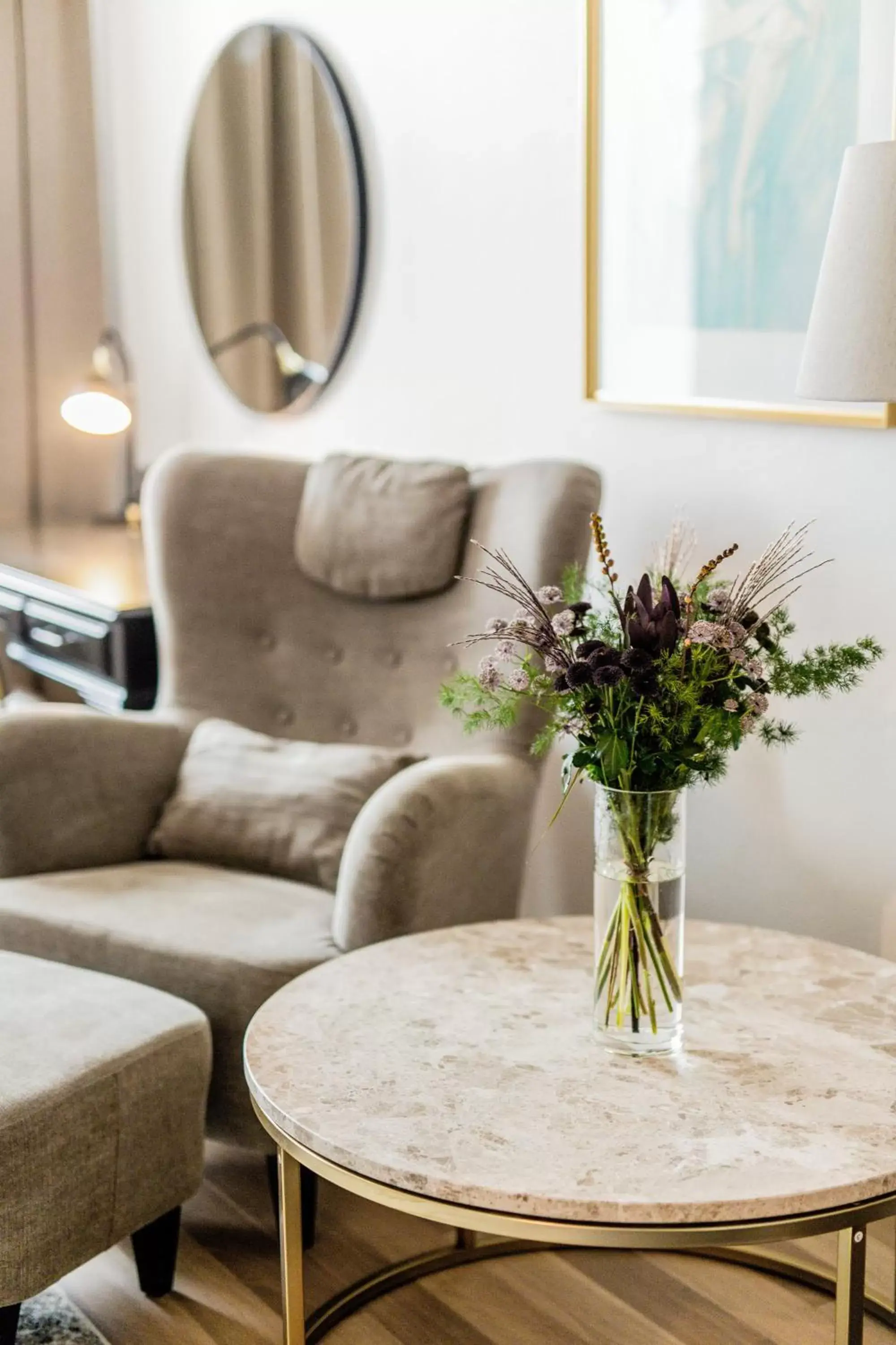 Seating Area in Clarion Collection Hotel Cardinal