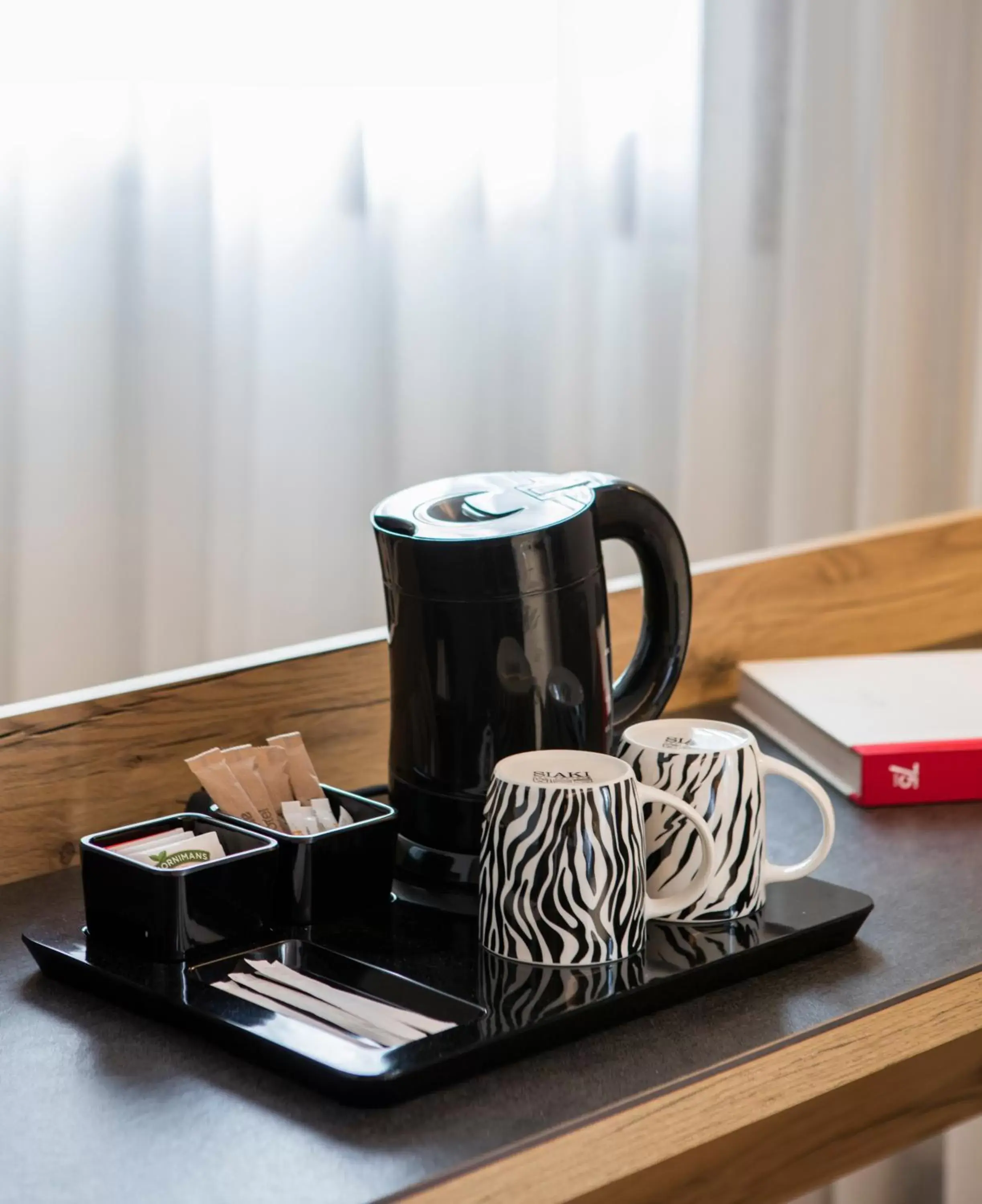 Coffee/tea facilities in Acta Arthotel