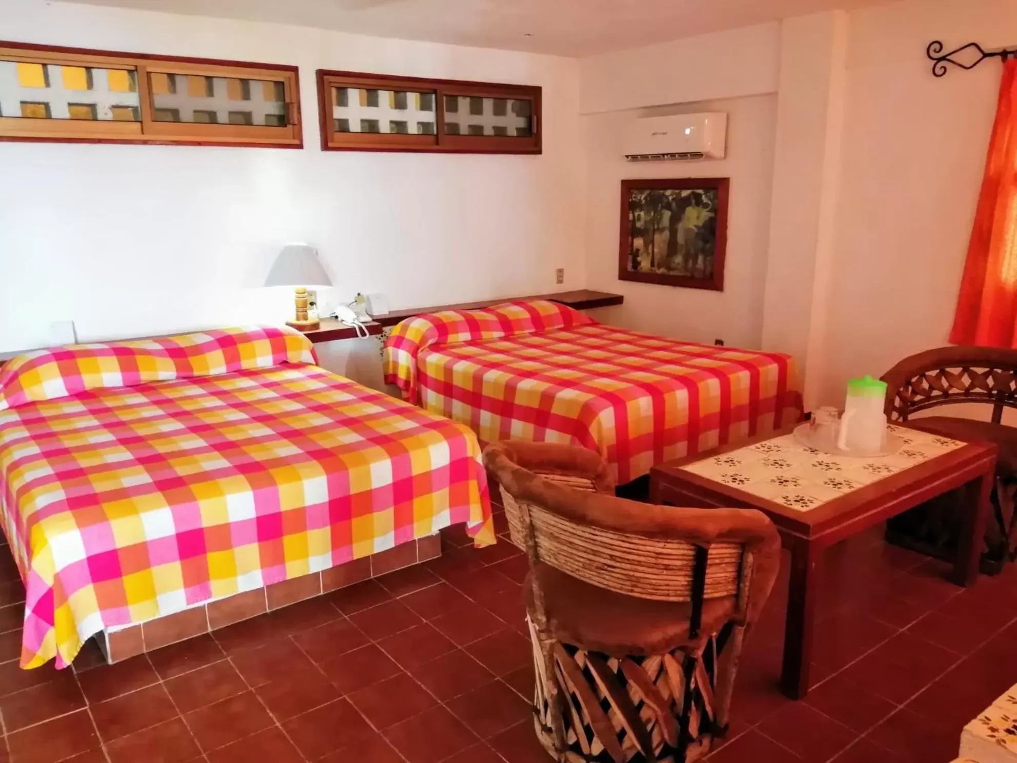 Bedroom in Hotel Catalina Beach Resort Bedroom in Hotel Catalina Beach Resort