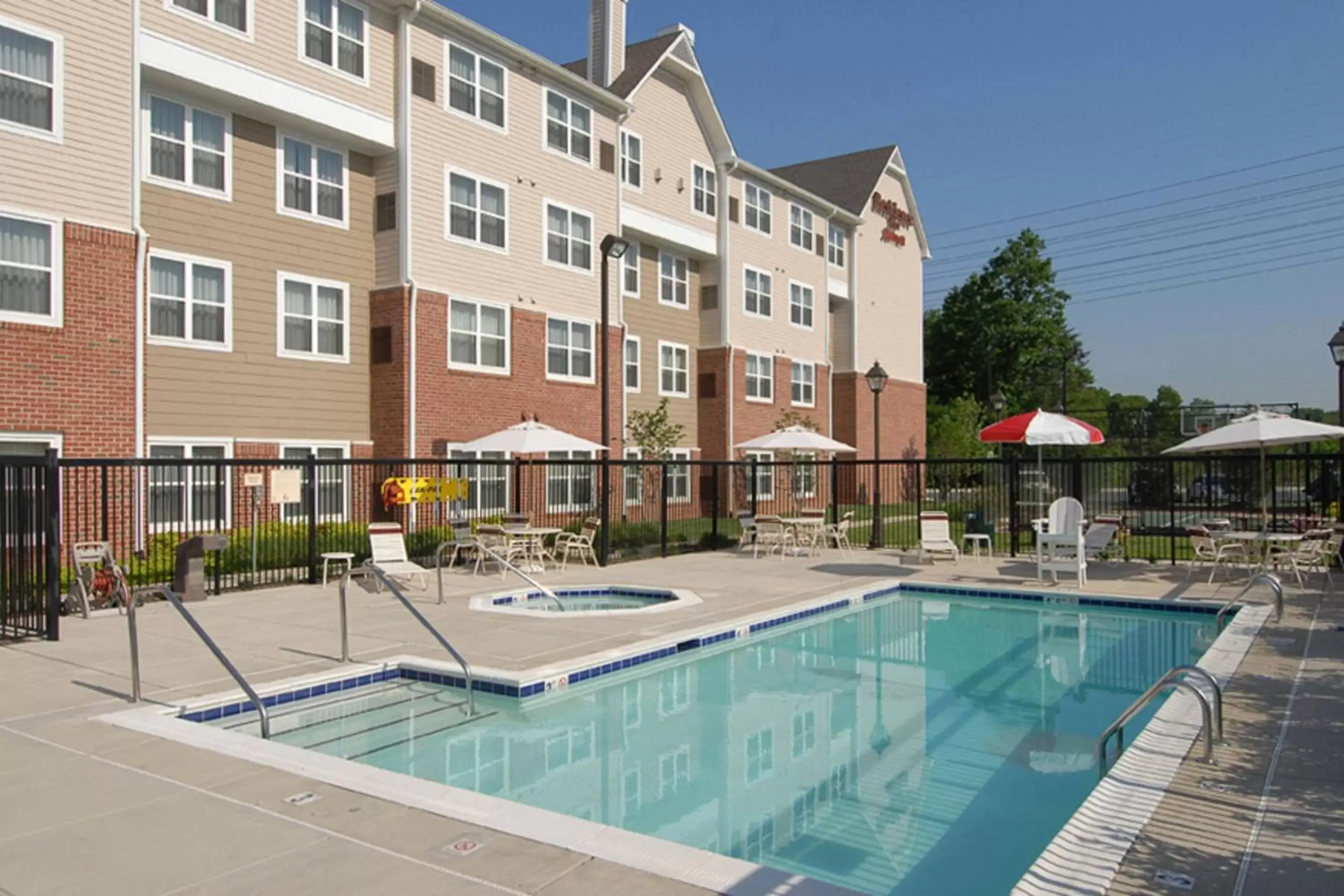 Swimming Pool in Residence Inn Arundel Mills BWI Airport