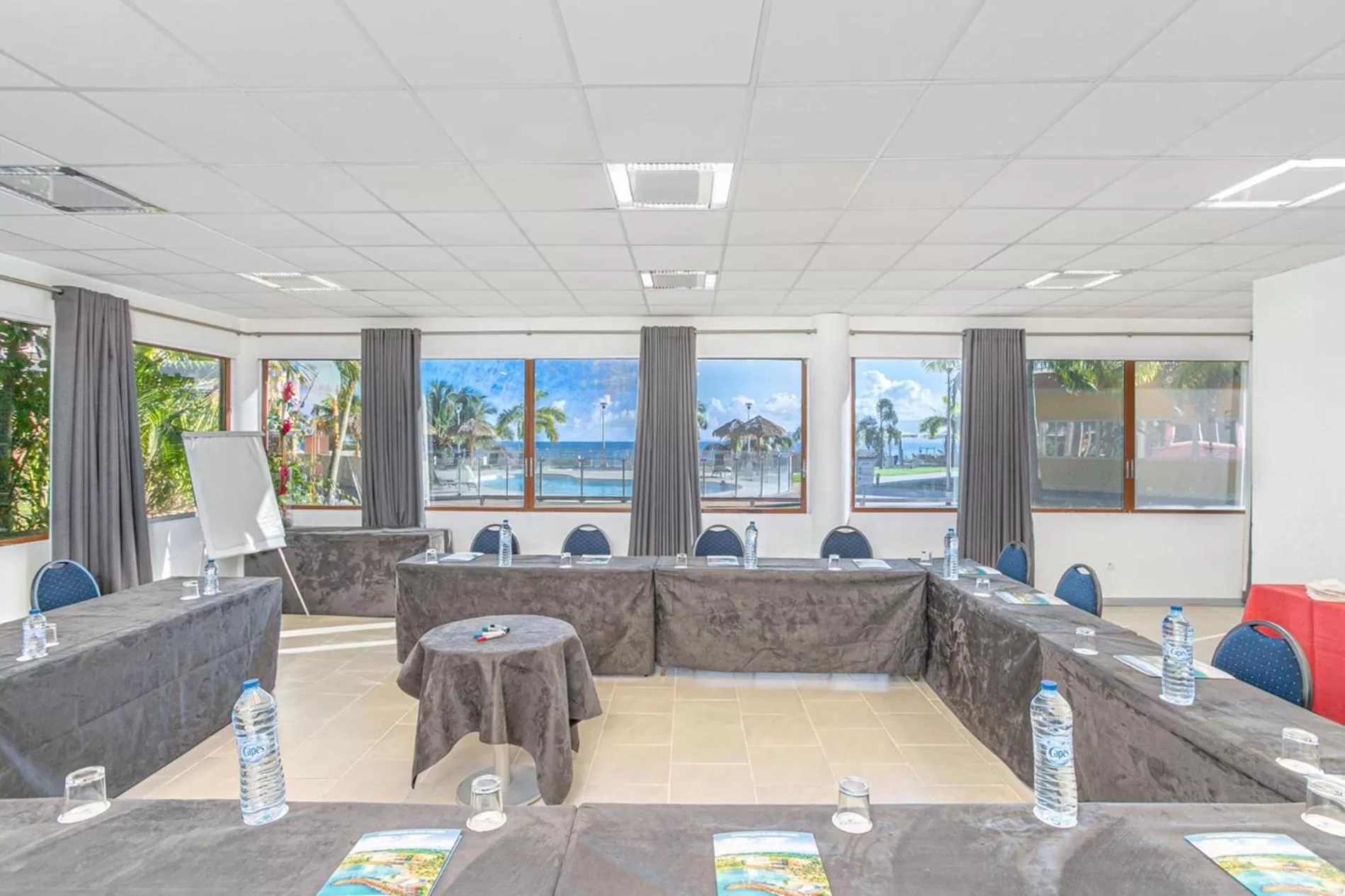 Meeting/conference room in Zenitude Hôtel Résidences Le Salako