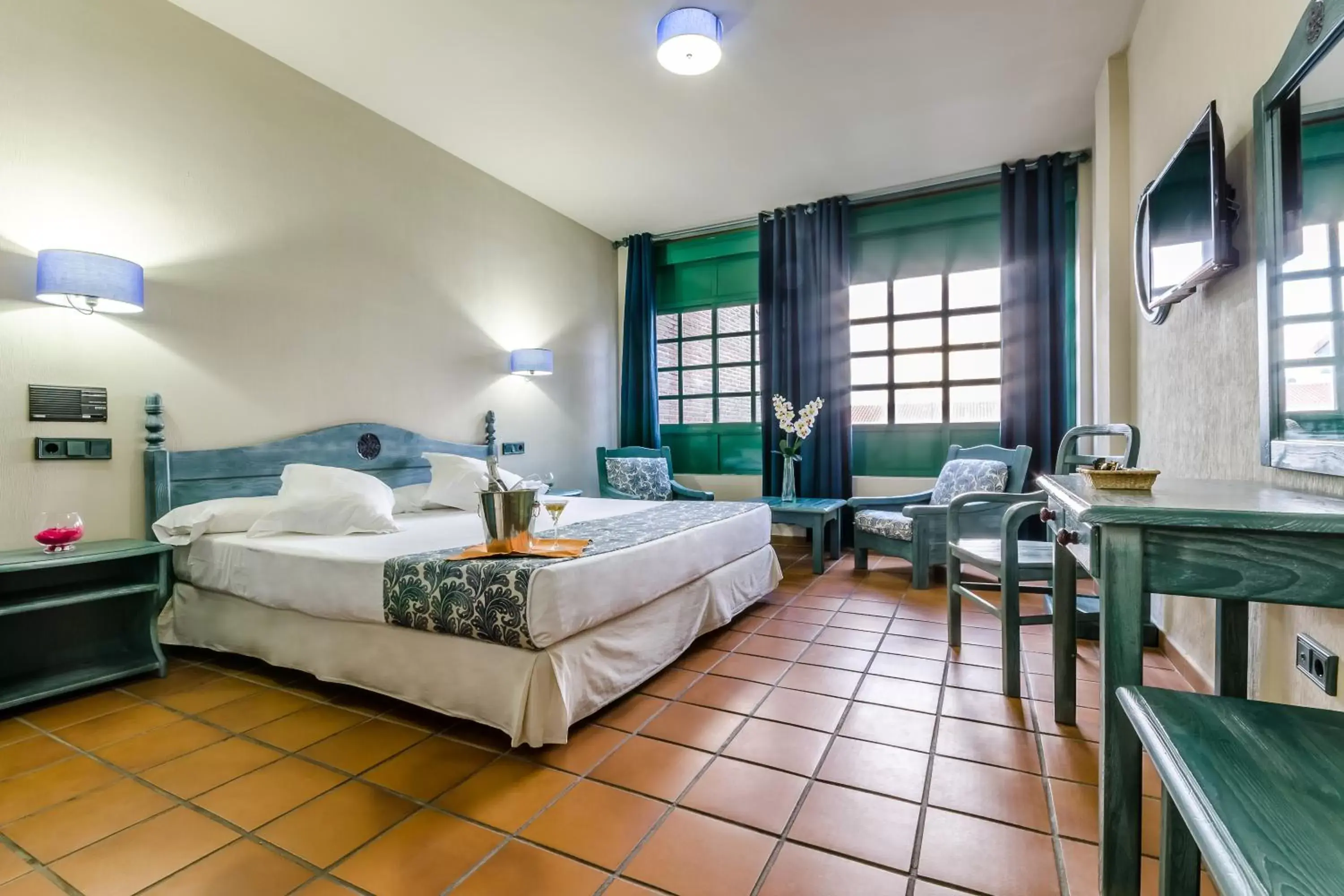 Day, Room Photo in Hotel Almagro