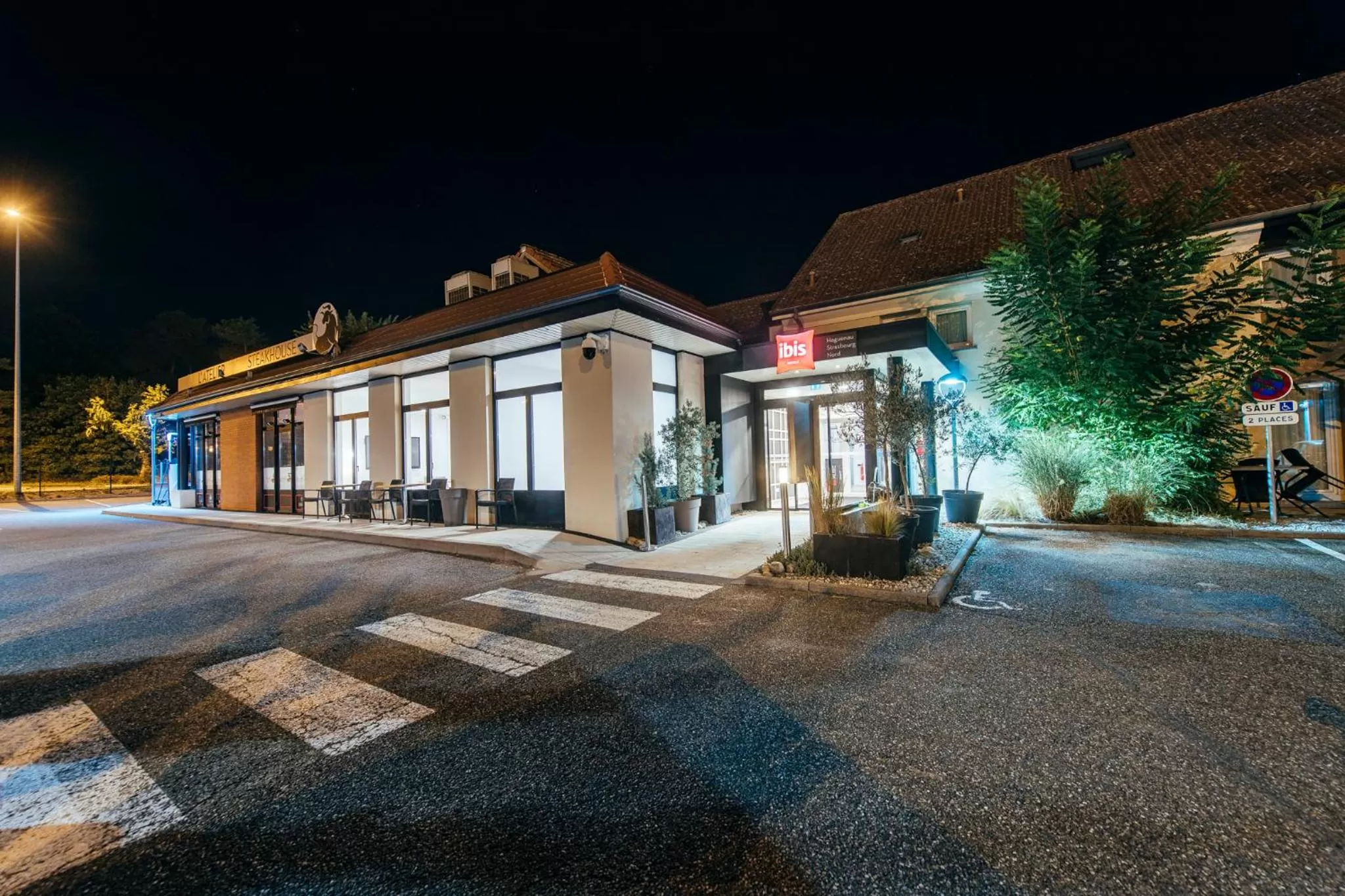 Facade/entrance in ibis Haguenau Strasbourg Nord