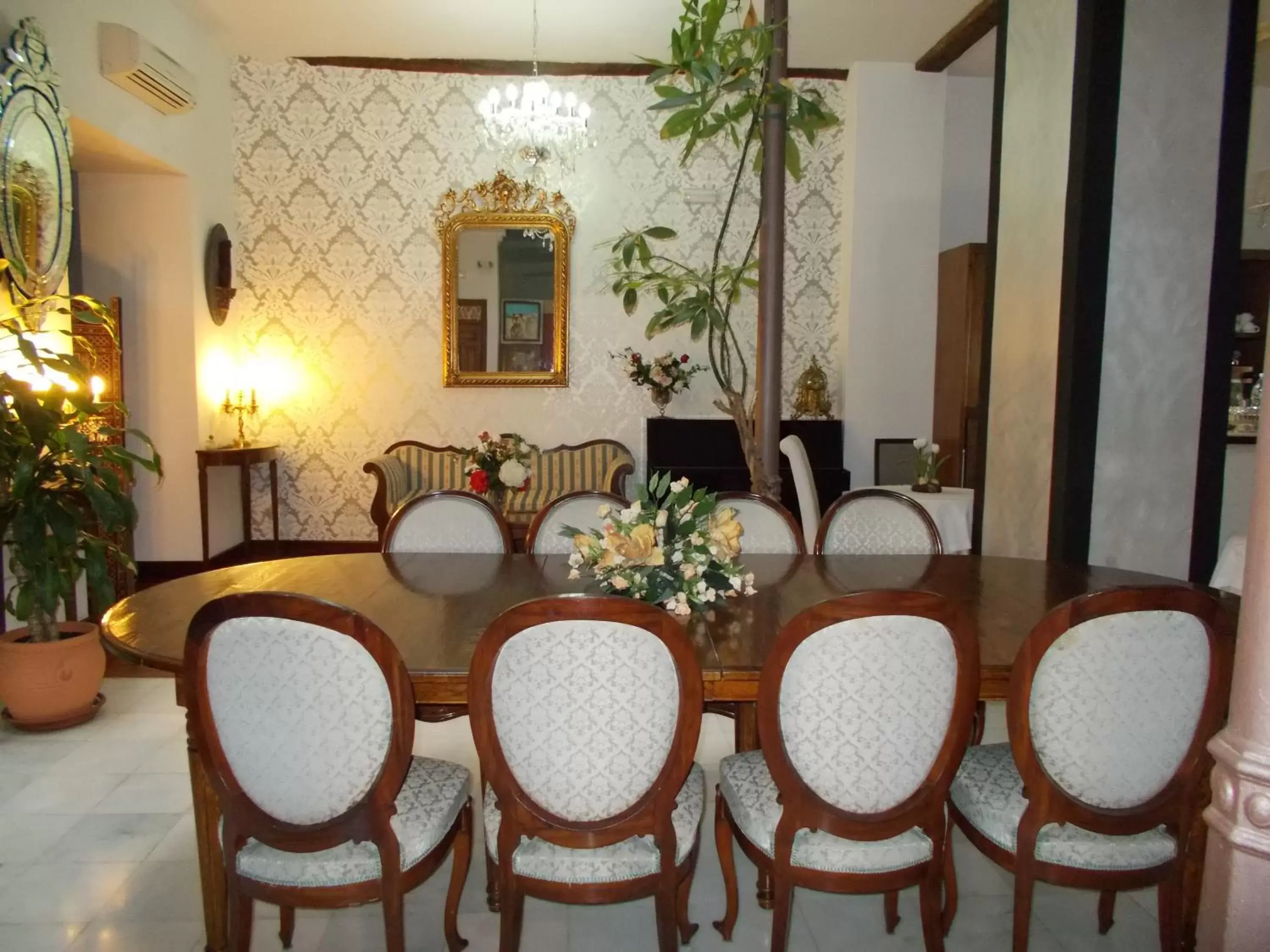 Dining area, Restaurant/Places to Eat in Hotel Boutique Nueve Leyendas