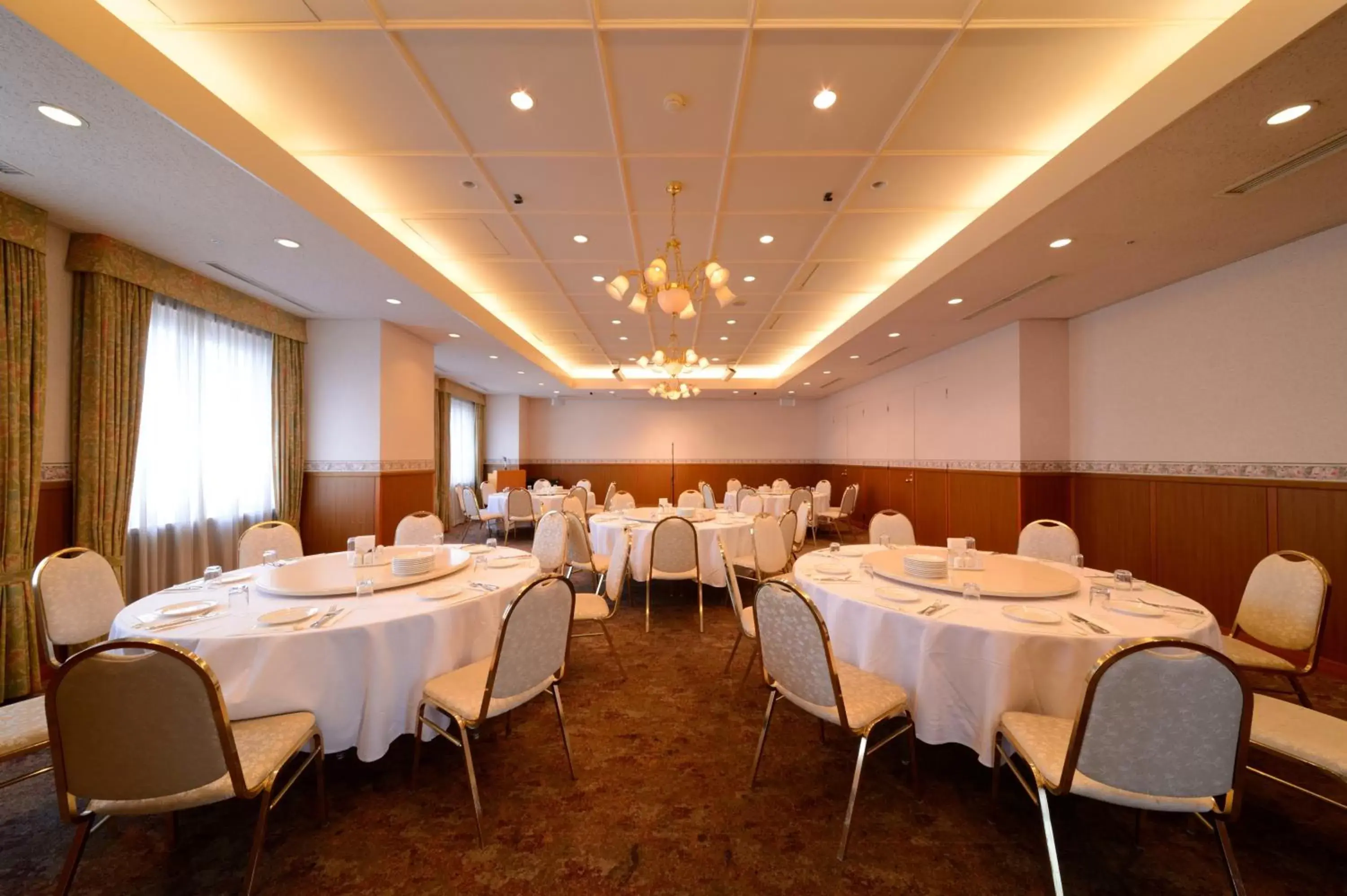 Banquet/Function facilities, Restaurant/Places to Eat in Hotel JAL City Aomori