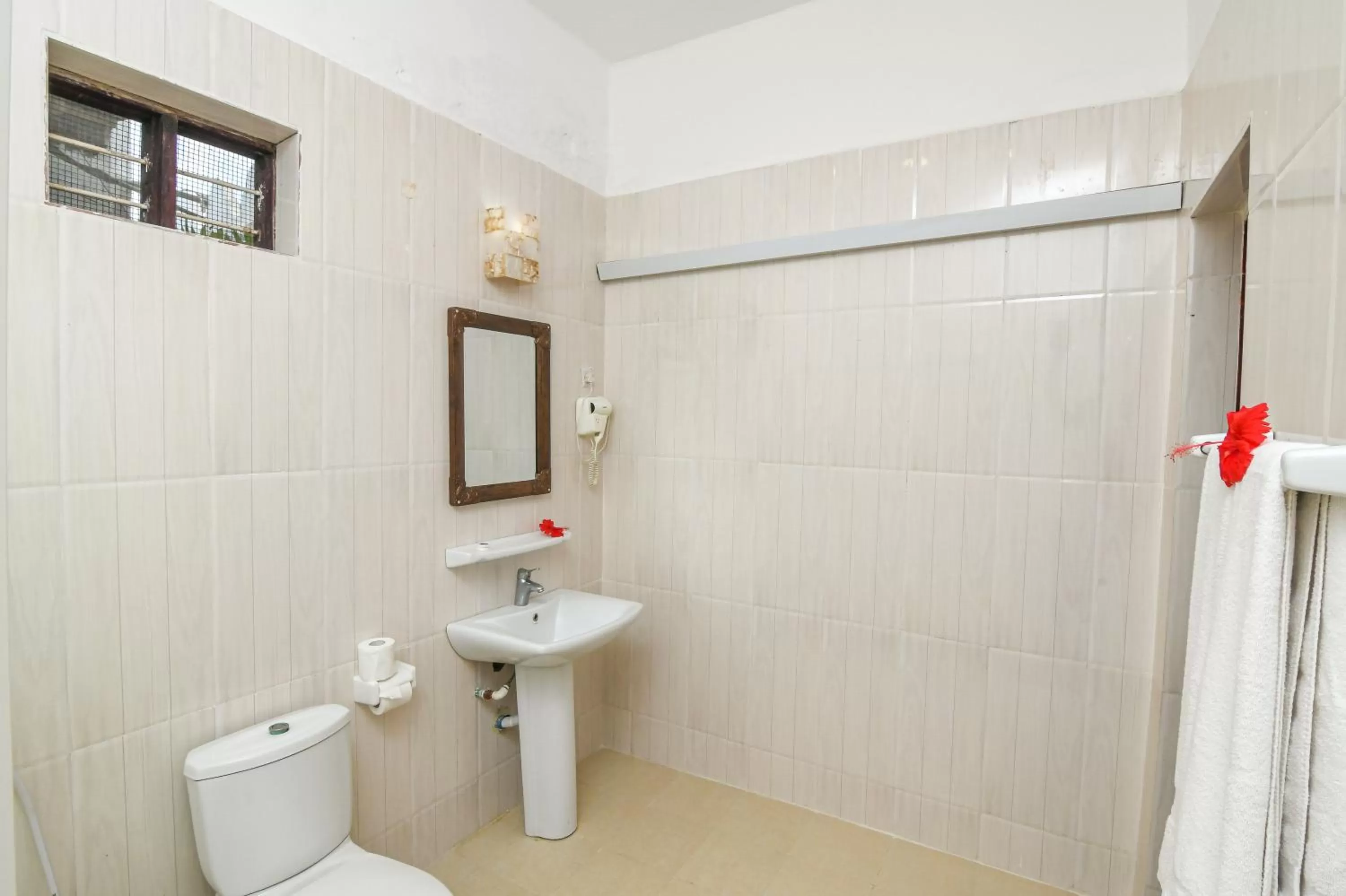Bathroom in Amaan Beach Bungalows